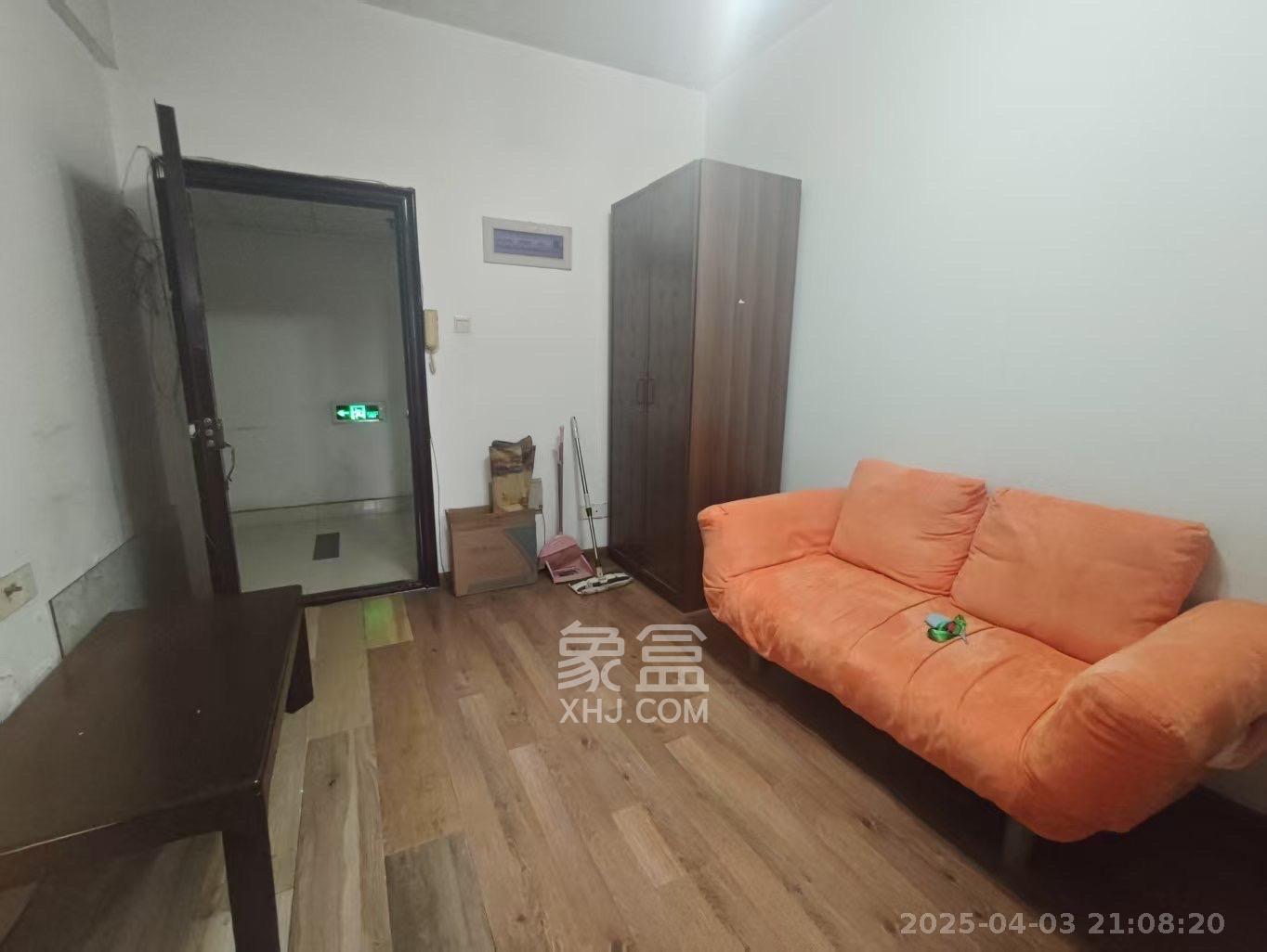 颐美会现代城  1室0厅0卫    1700.0元/月 颐美会现代城  1室0厅0卫    1700.0元/月室内图1