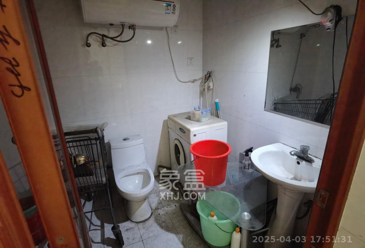 上河国际F座  1室1厅1卫   1600.00元/月室内图