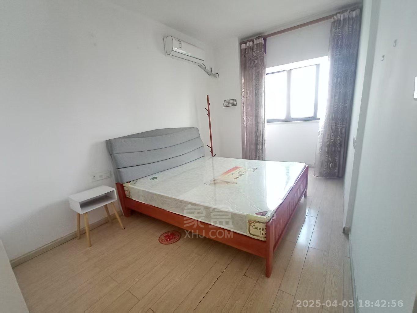 山水国际  1室1厅1卫    1200.0元/月 山水国际  1室1厅1卫    1200.0元/月室内图