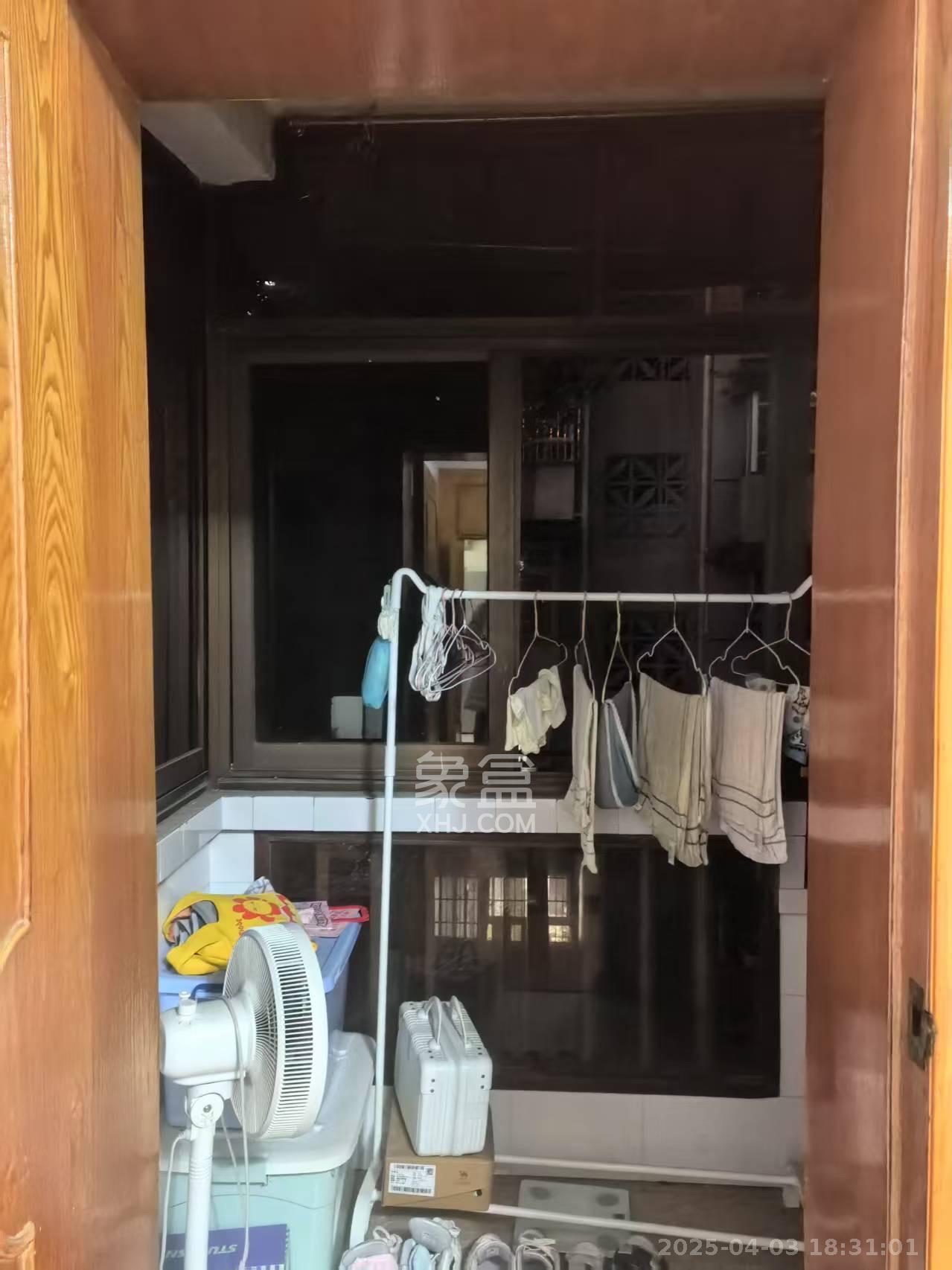 湘运新村  2室2厅1卫   1400.00元/月室内图
