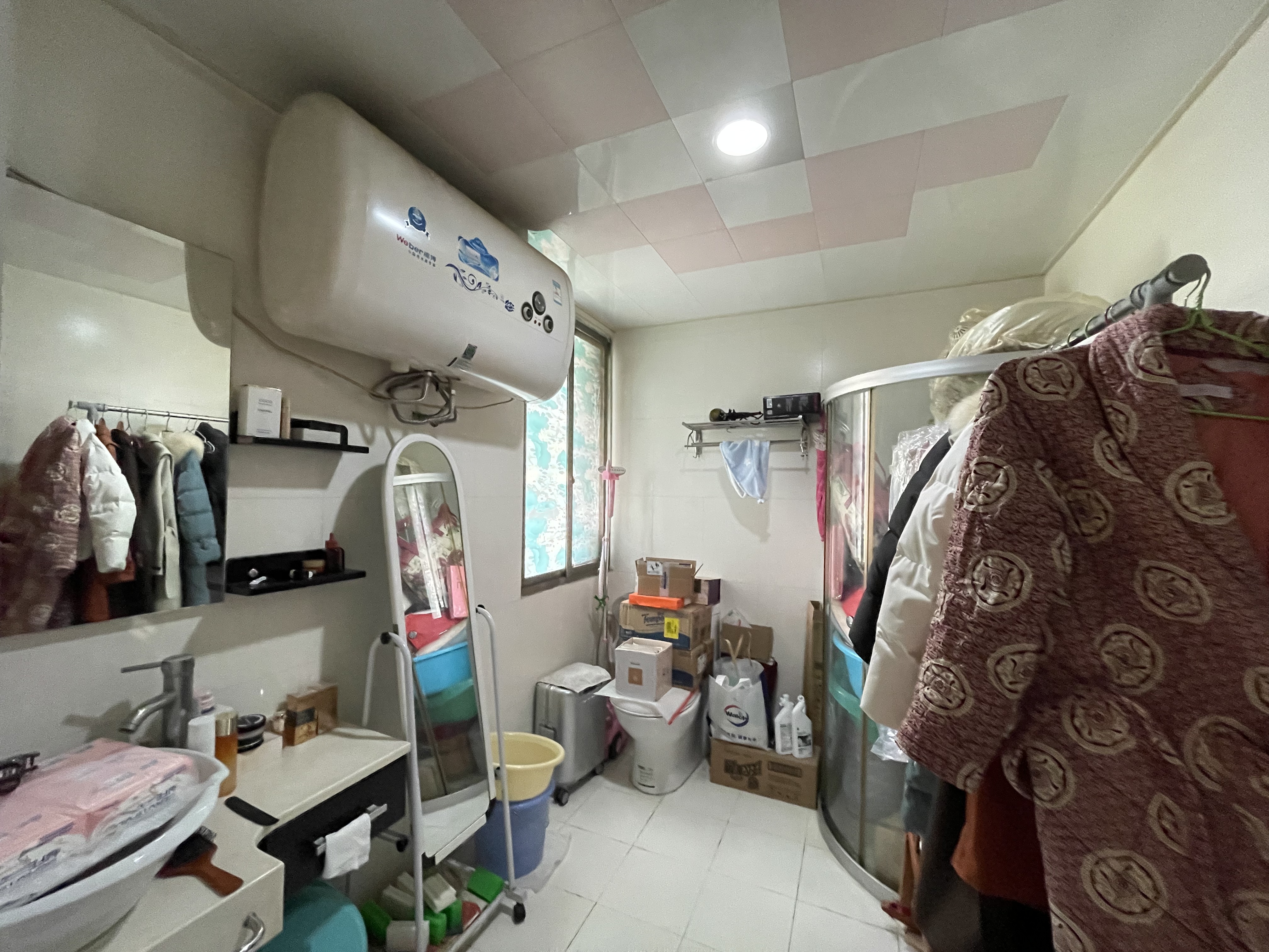 水榭花都  3室2厅2卫   56.80万客厅