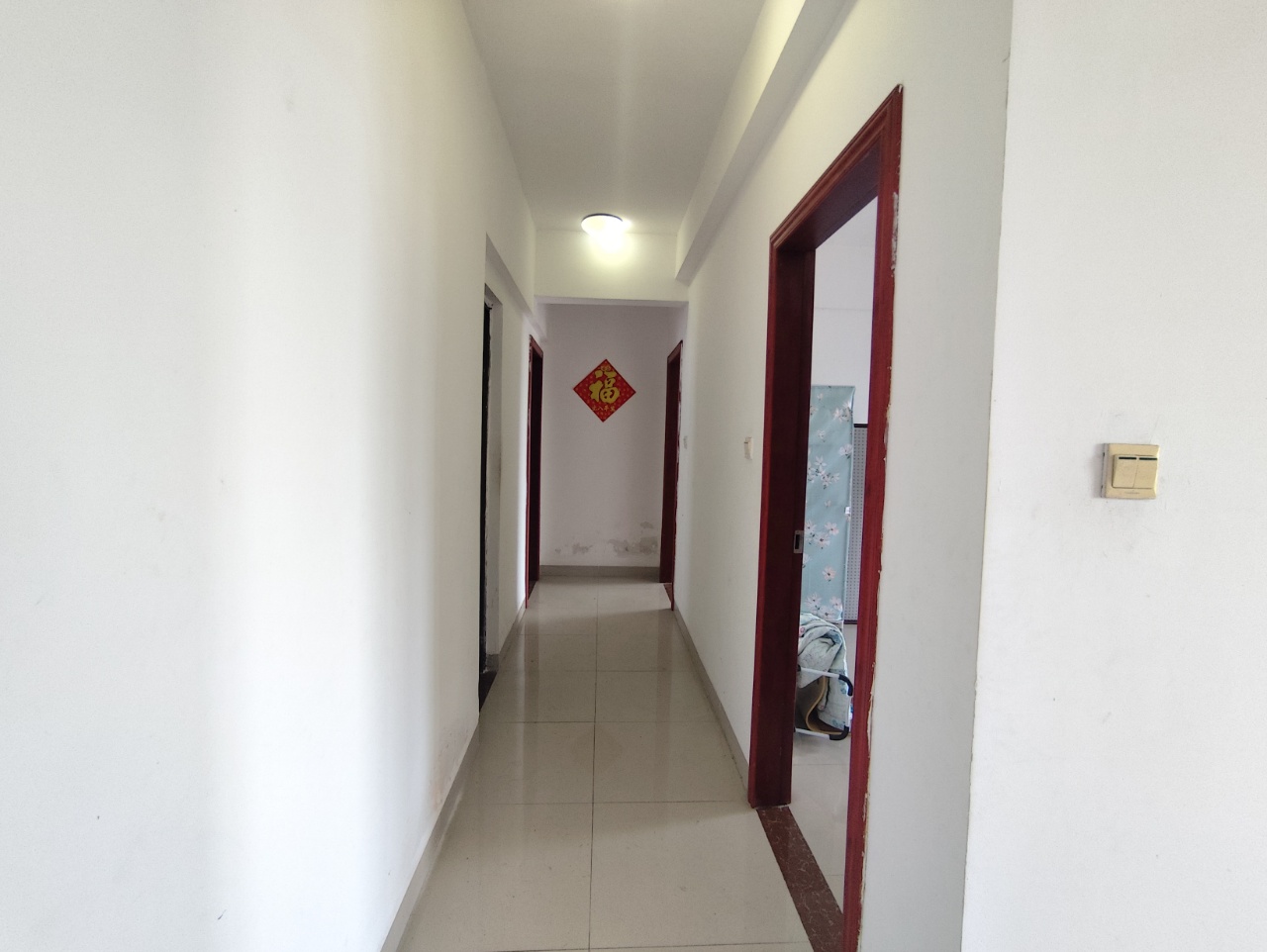 滨涯小区一期(滨涯村一区)  3室2厅1卫    2000.0元/月 滨涯小区一期(滨涯村一区)  3室2厅1卫    2000.0元/月室内图