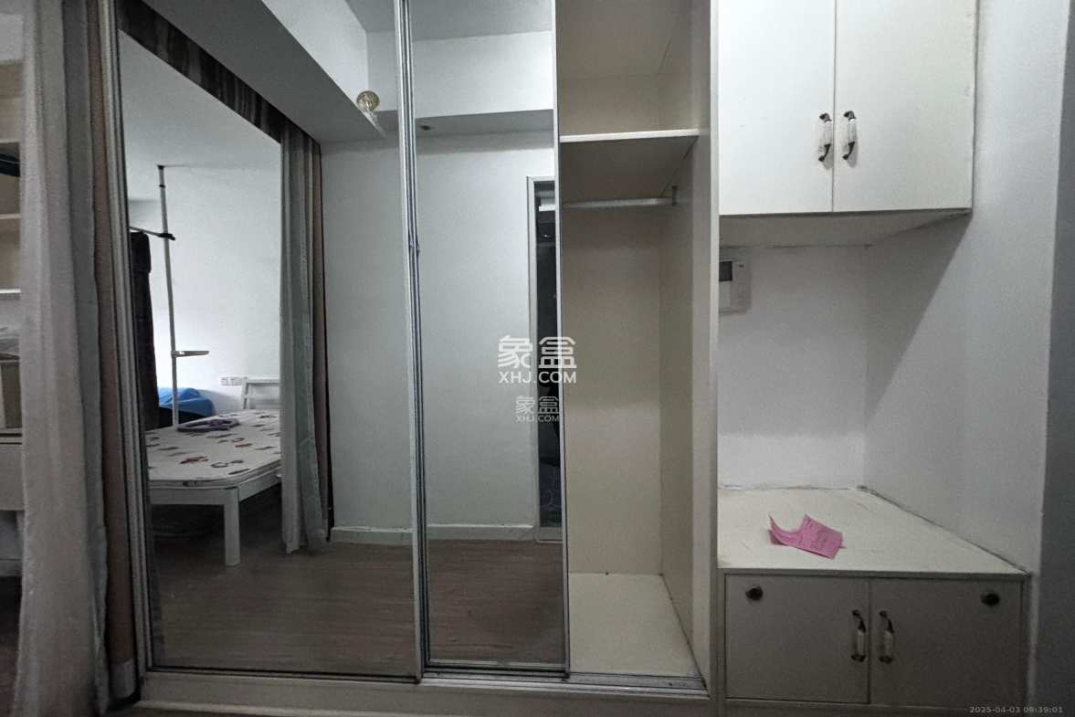 上峰苑(兰亭玥岛) 1室1厅1卫 1650.0元/月 上峰苑(兰亭玥岛) 1室1厅1卫 1650.0元/月室内图