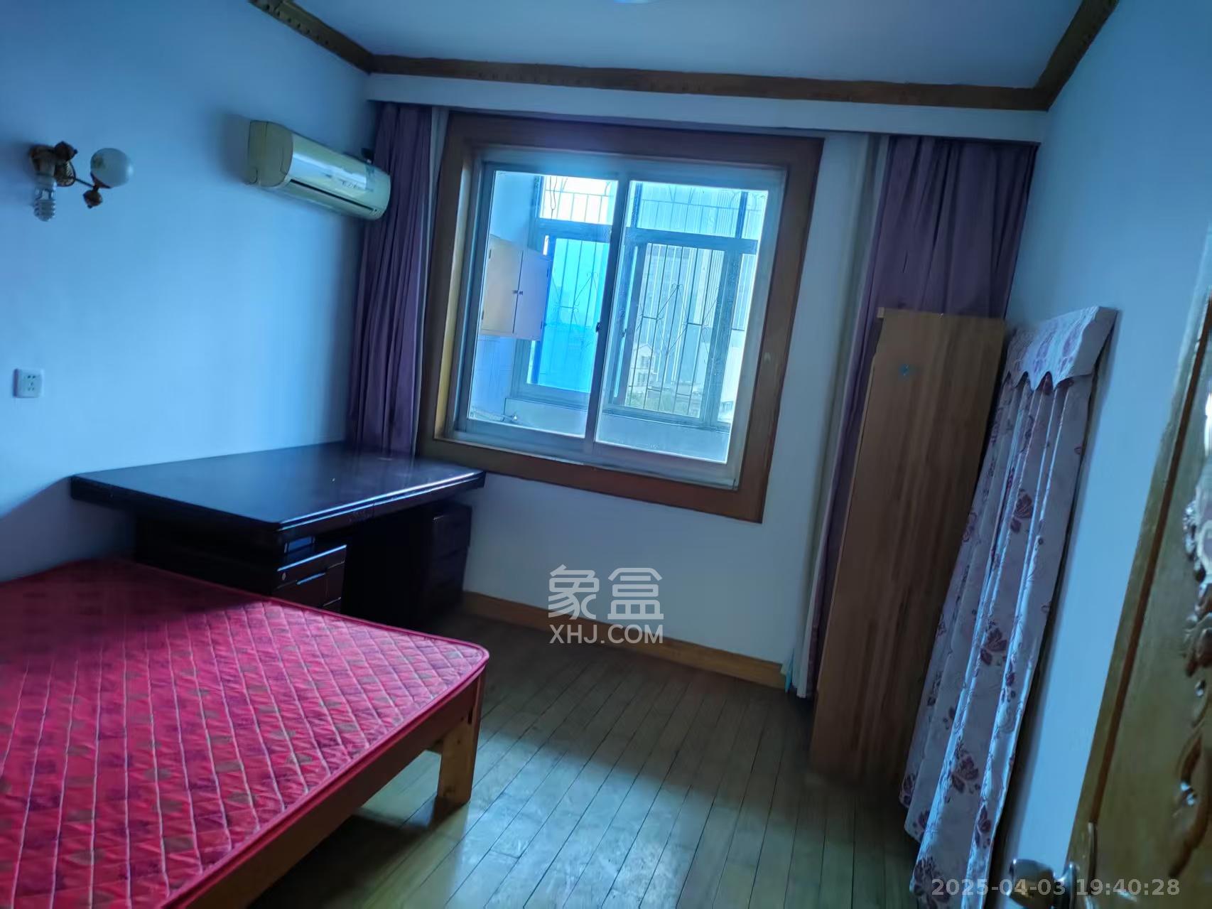 环达公寓  4室2厅1卫    1500.0元/月 环达公寓  4室2厅1卫    1500.0元/月室内图