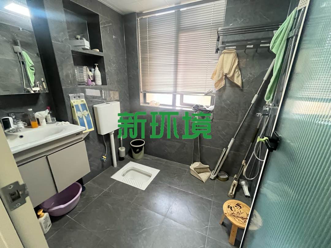 福天华府  3室2厅2卫   85.80万客厅