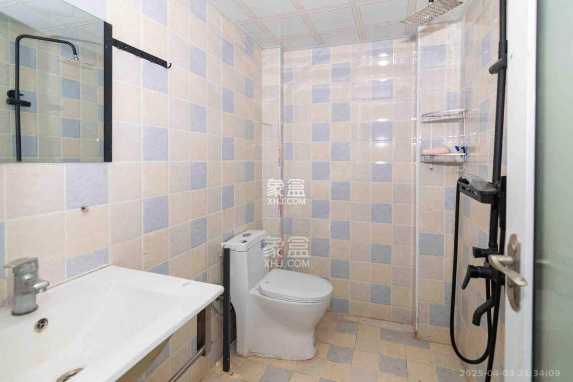 悦禧国际山庄 5室0厅3卫 4000.0元/月 悦禧国际山庄 5室0厅3卫 4000.0元/月室内图