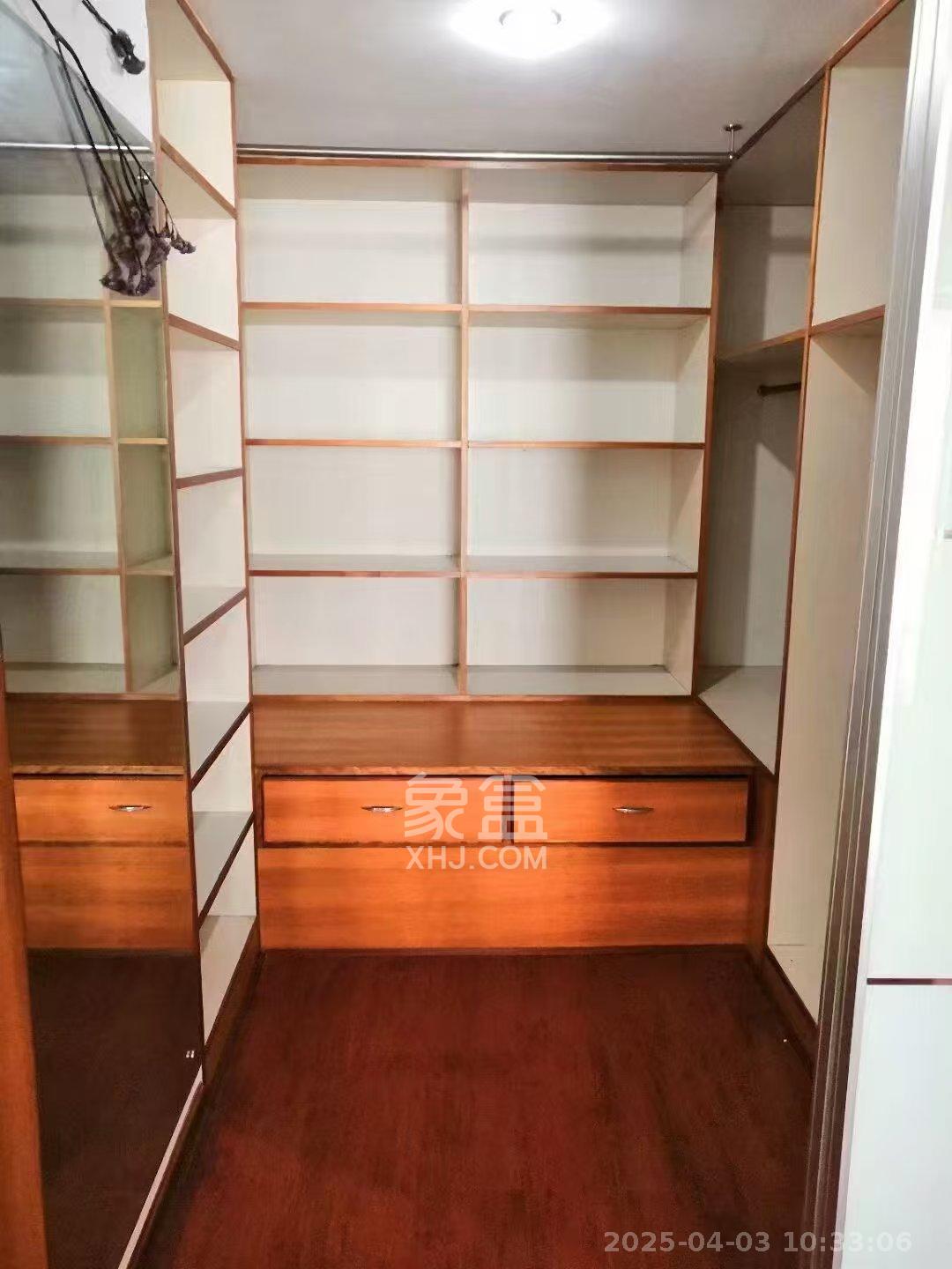 华菱蓝调国际(华菱.香墅美地) 2室2厅1卫 2000.0元/月 华菱蓝调国际(华菱.香墅美地) 2室2厅1卫 2000.0元/月室内图