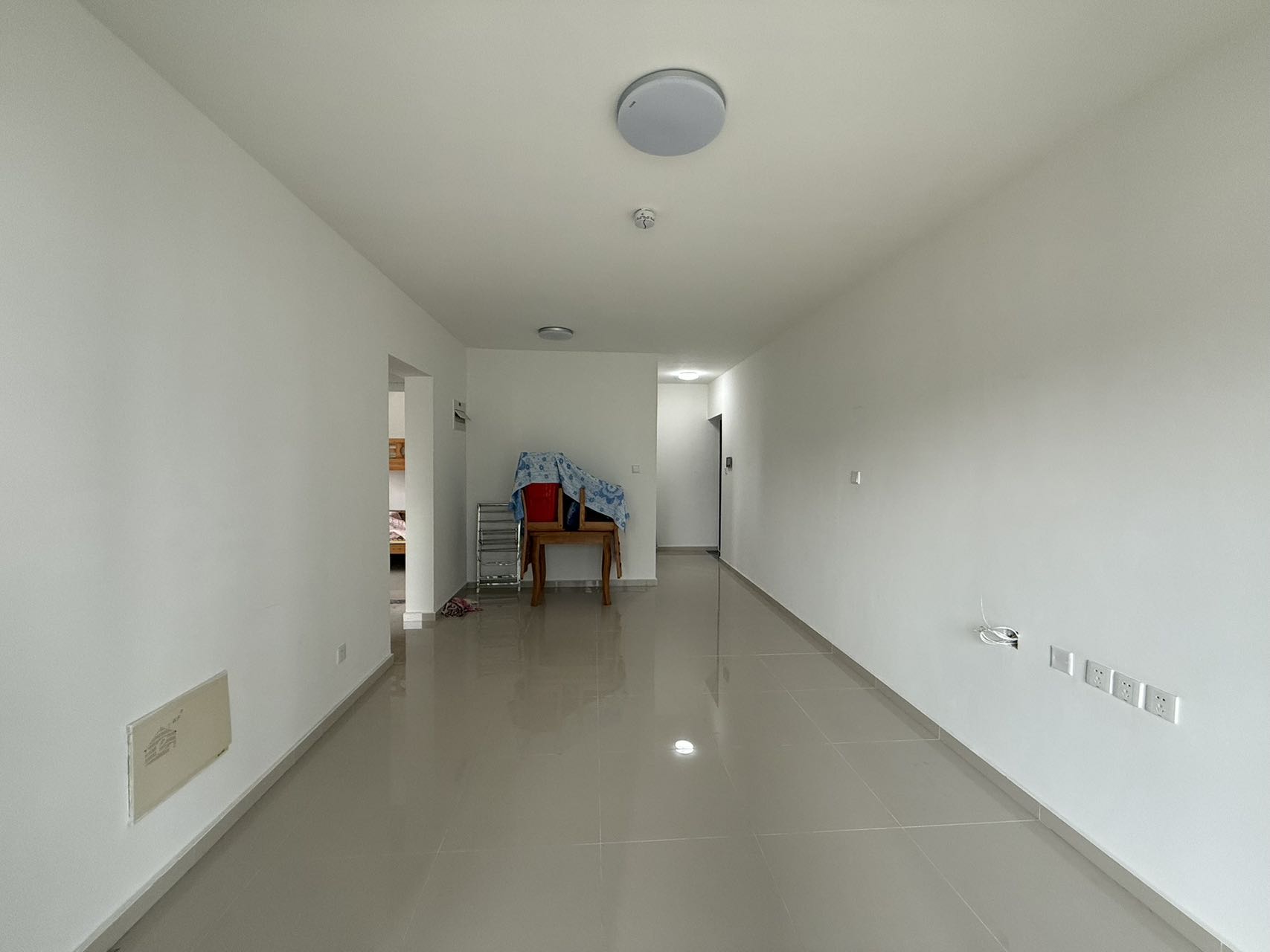 天地凤凰城  2室2厅1卫    99.0万 天地凤凰城  2室2厅1卫    99.0万室内图