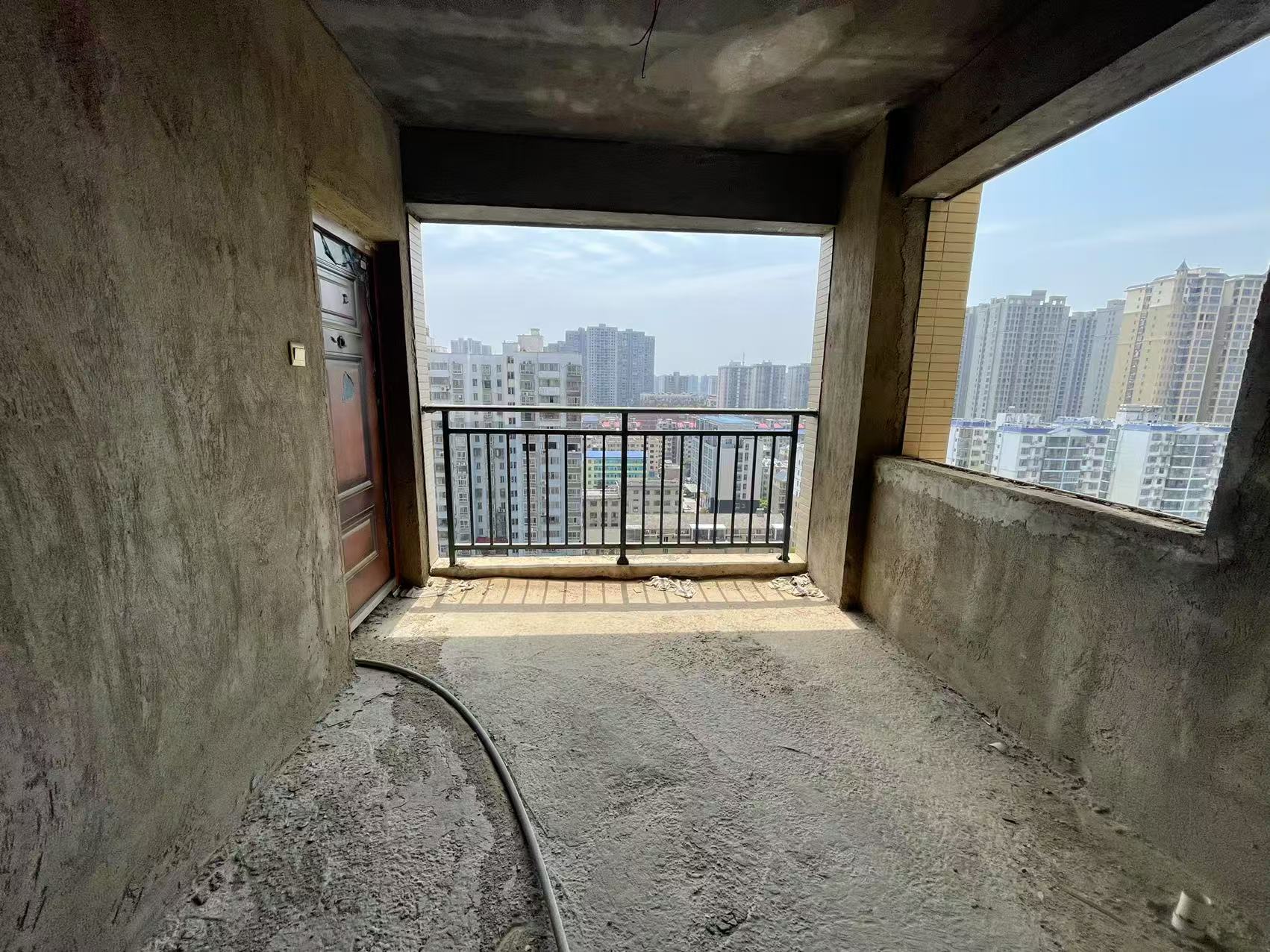 龙泰熙城  3室2厅1卫    39.8万 龙泰熙城  3室2厅1卫    39.8万室内图