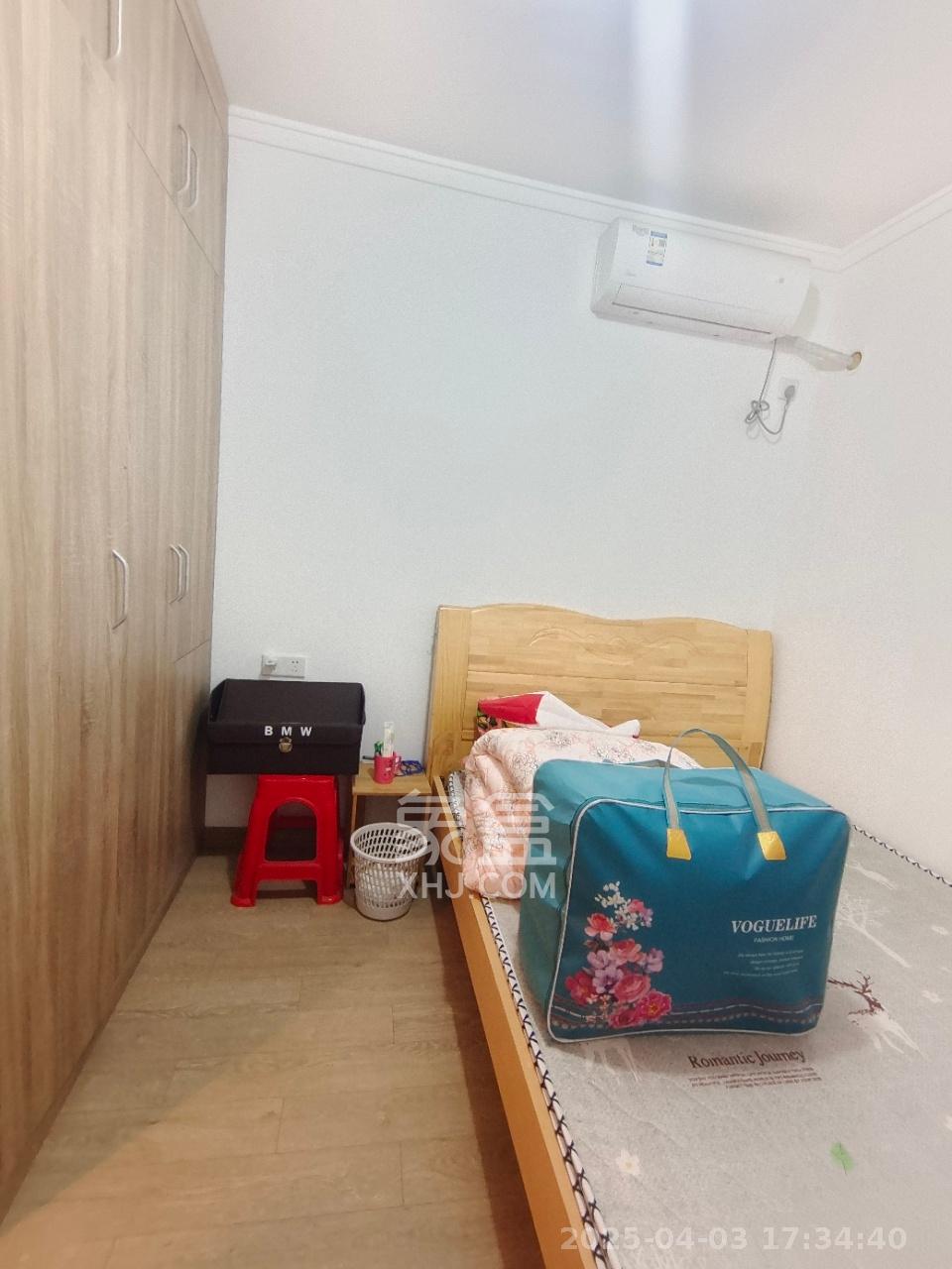 金地铂悦 4室2厅2卫 2600.0元/月 金地铂悦 4室2厅2卫 2600.0元/月室内图