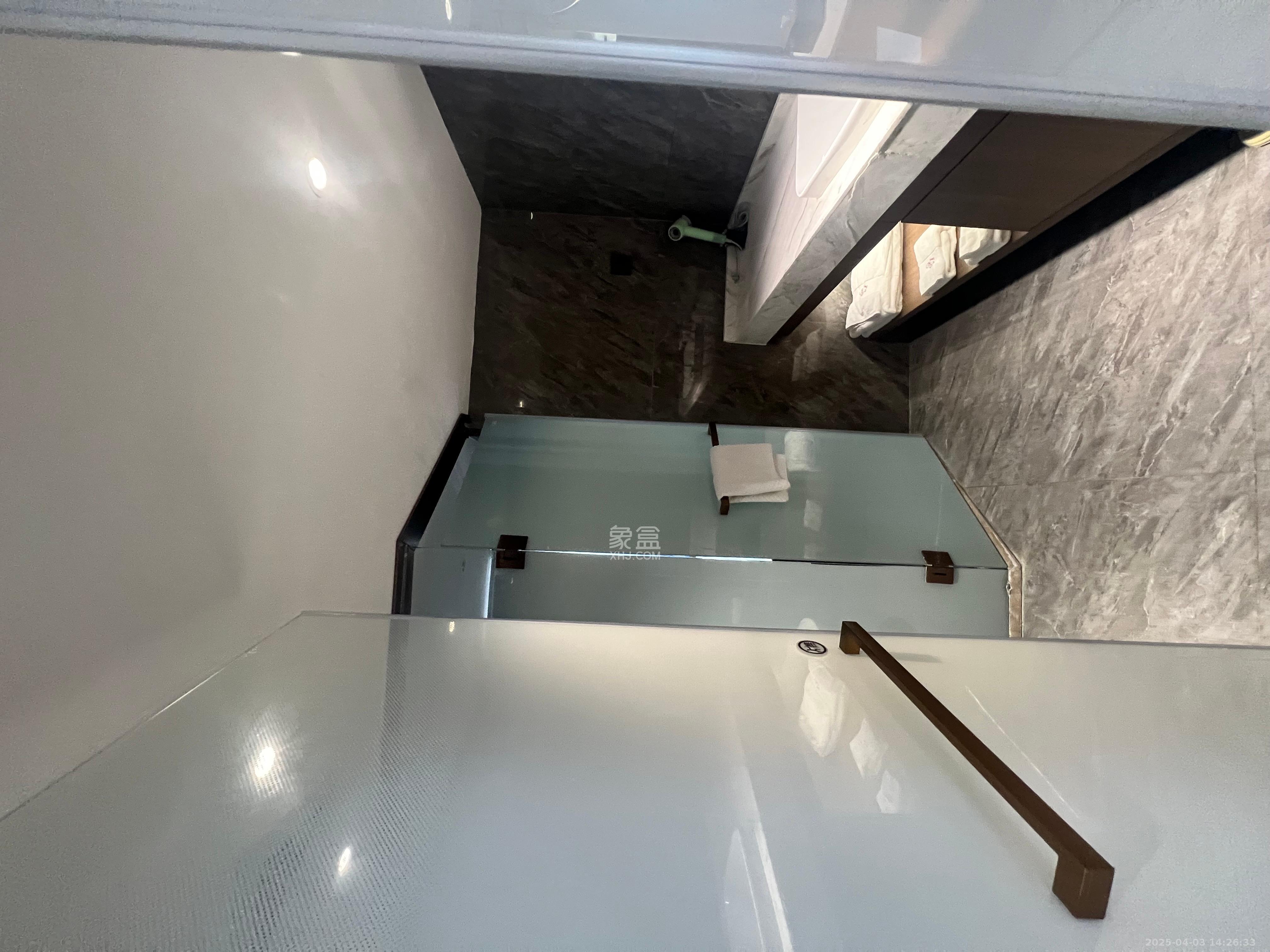 佳兆业云顶都汇 2室1厅1卫 2600.0元/月 佳兆业云顶都汇 2室1厅1卫 2600.0元/月室内图