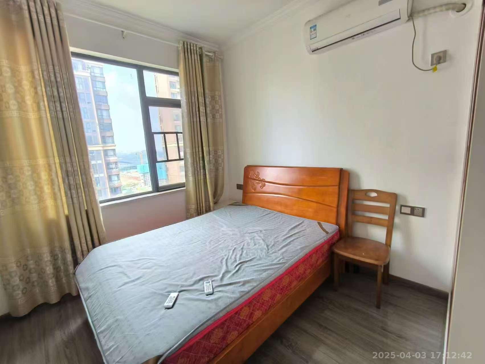 湘银星城 3室2厅2卫 1800.0元/月 湘银星城 3室2厅2卫 1800.0元/月室内图