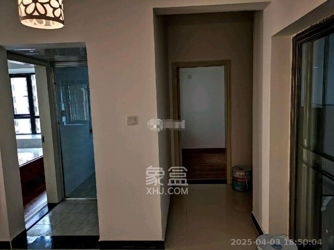北辰中央公园C区  3室2厅1卫   2300.00元/月室内图