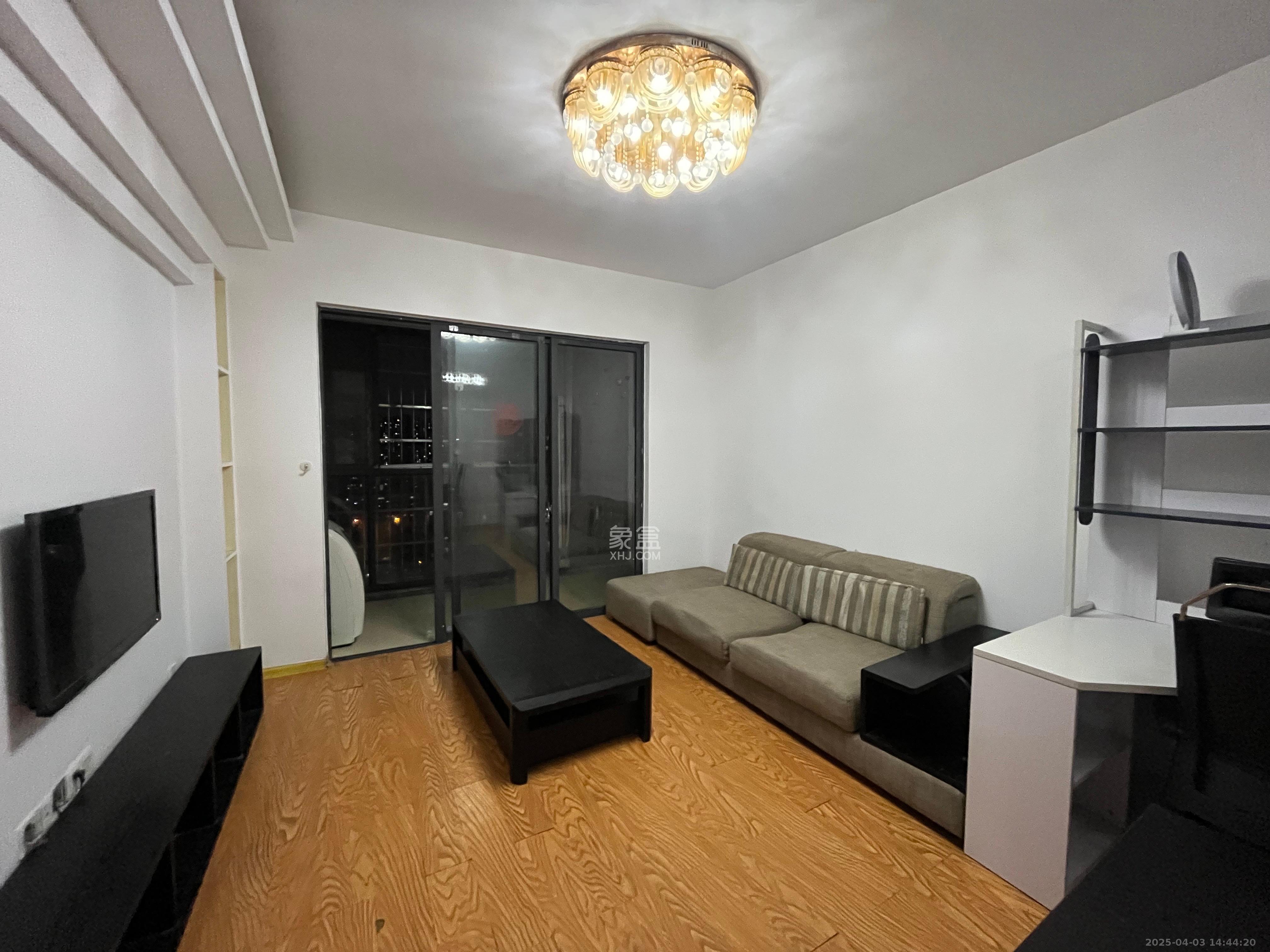 凯姆国际 2室2厅1卫 1800.0元/月 凯姆国际 2室2厅1卫 1800.0元/月室内图