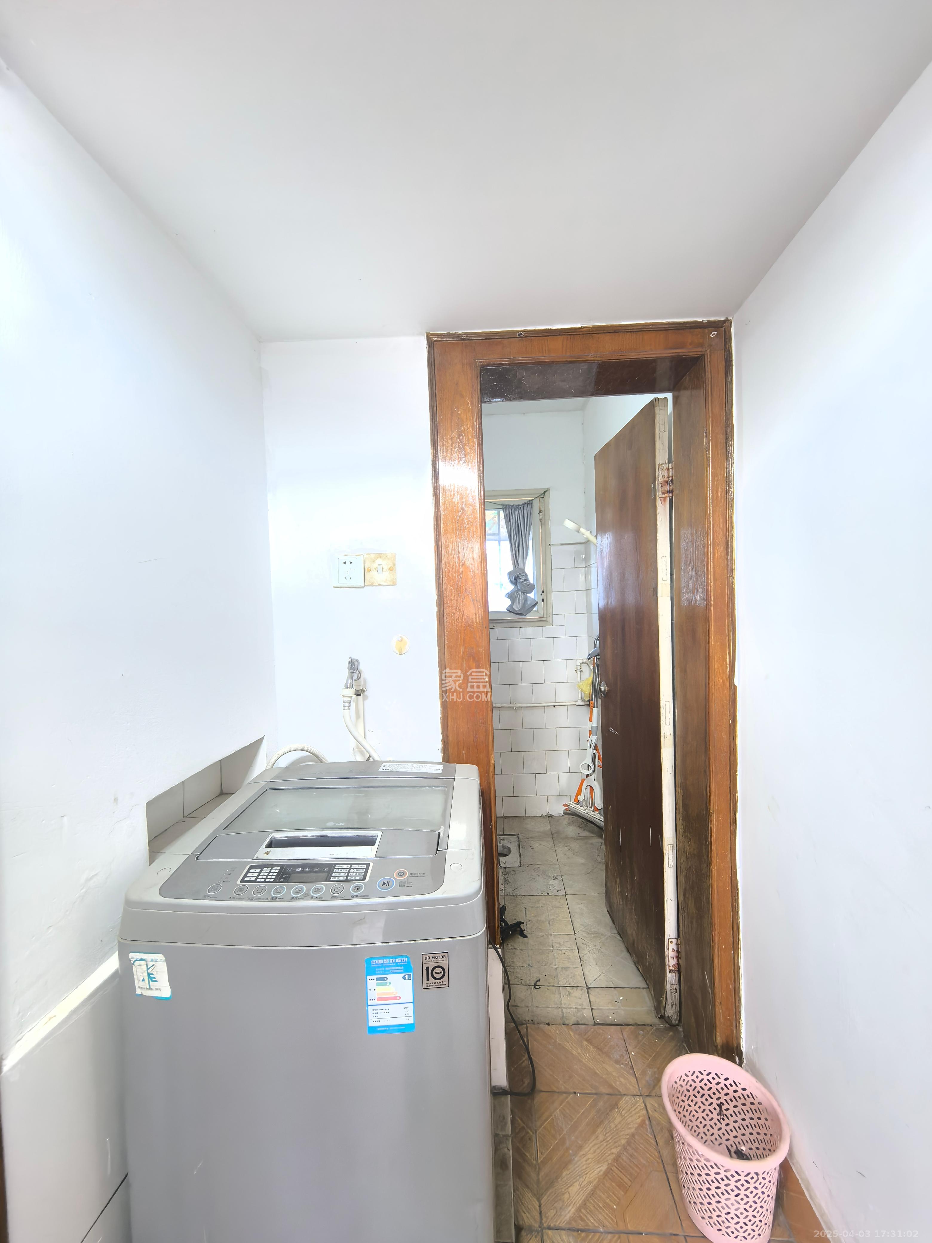 丽臣小区 2室1厅1卫 1800.0元/月 丽臣小区 2室1厅1卫 1800.0元/月室内图