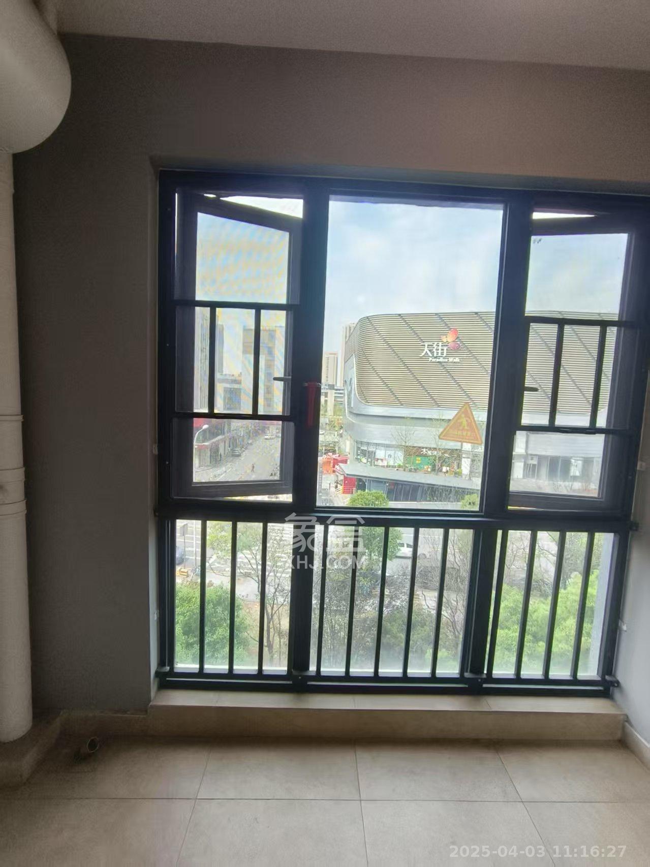 中海阅江府 1室1厅1卫 2000.0元/月 中海阅江府 1室1厅1卫 2000.0元/月室内图