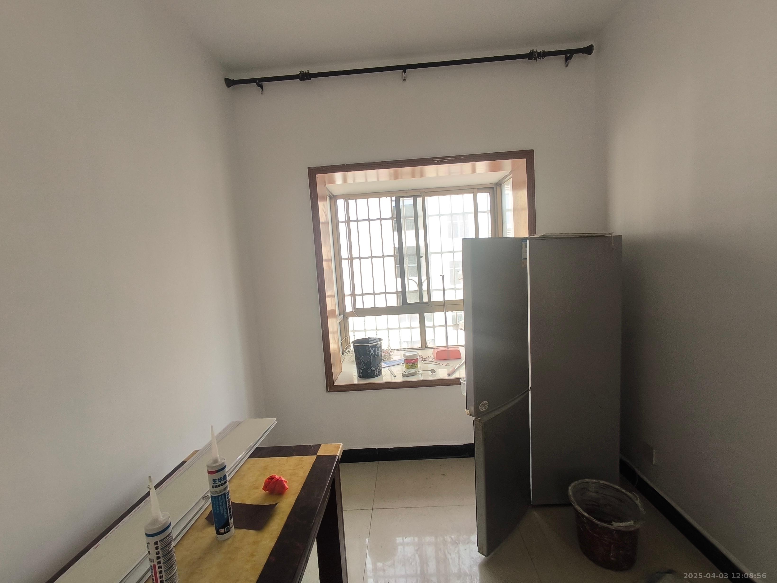 新路小区 1室0厅0卫 1800.0元/月 新路小区 1室0厅0卫 1800.0元/月室内图