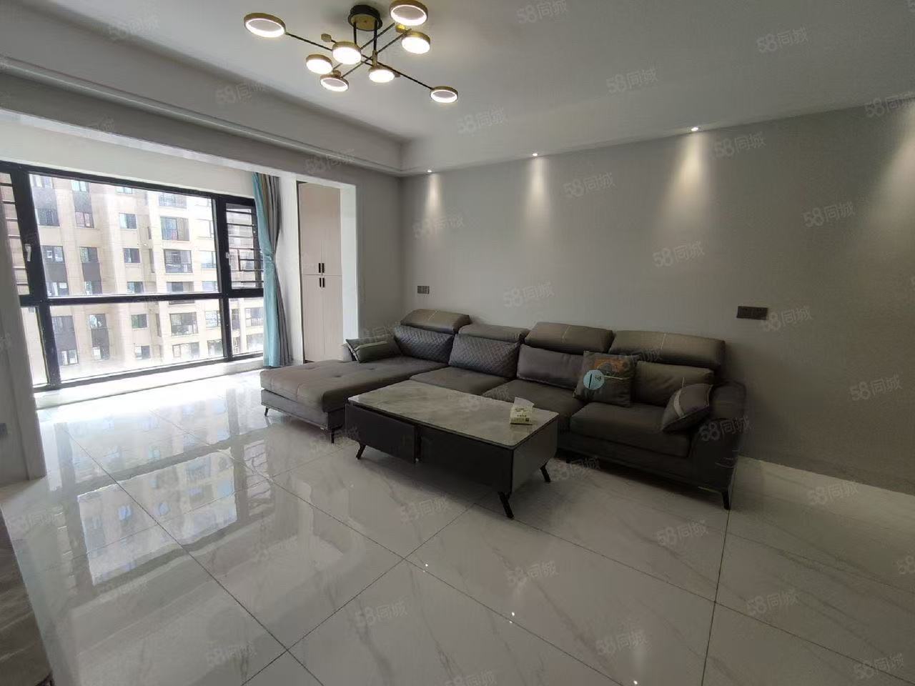 美的梧桐庄园 3室2厅2卫 2800.0元/月 美的梧桐庄园 3室2厅2卫 2800.0元/月室内图