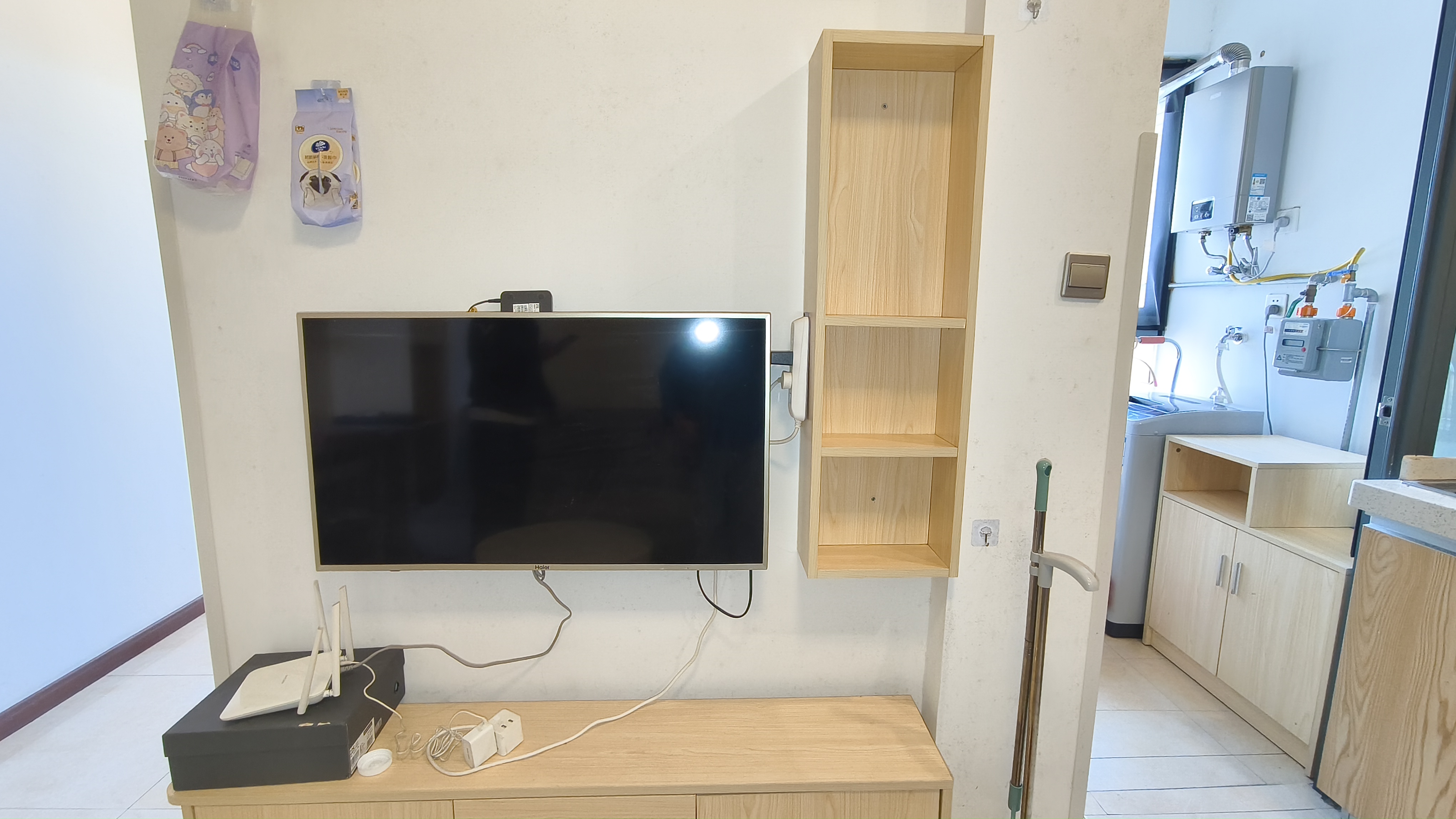 珠江愉景新城  1室1厅1卫   1200.00元/月室内图