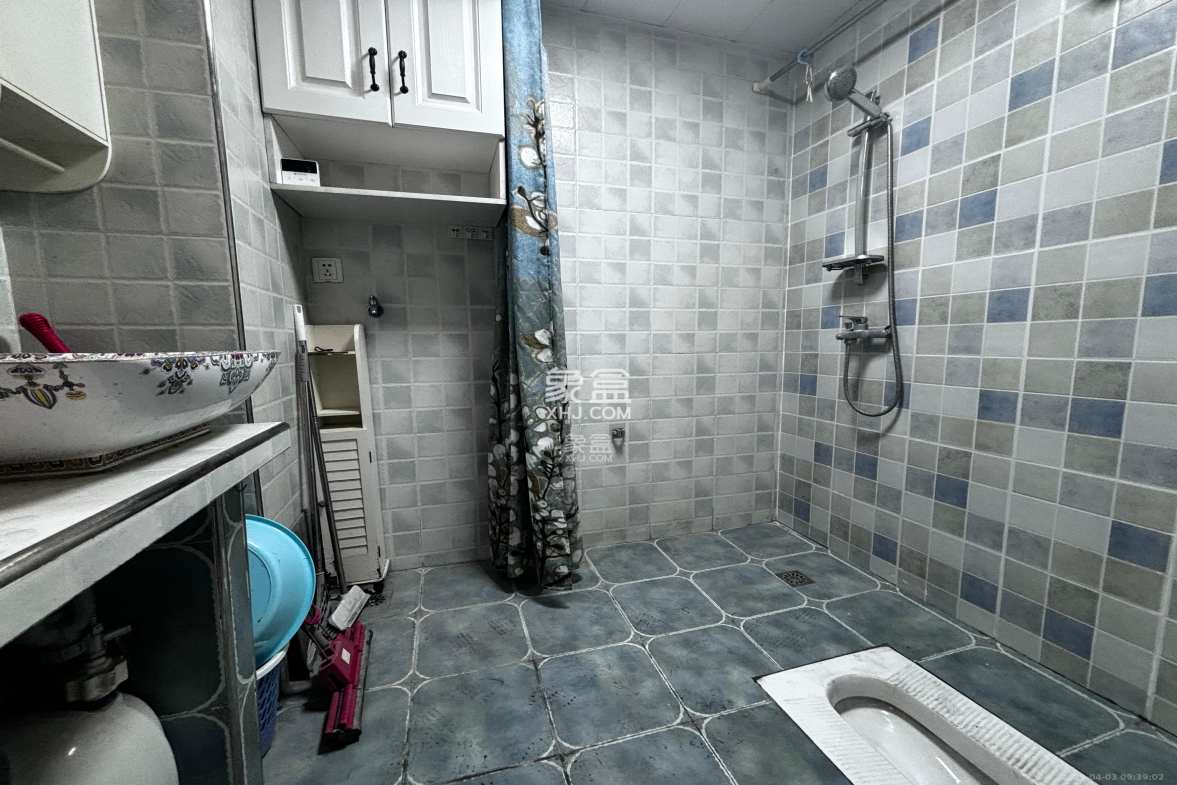 上峰苑(兰亭玥岛) 1室1厅1卫 1650.0元/月 上峰苑(兰亭玥岛) 1室1厅1卫 1650.0元/月室内图