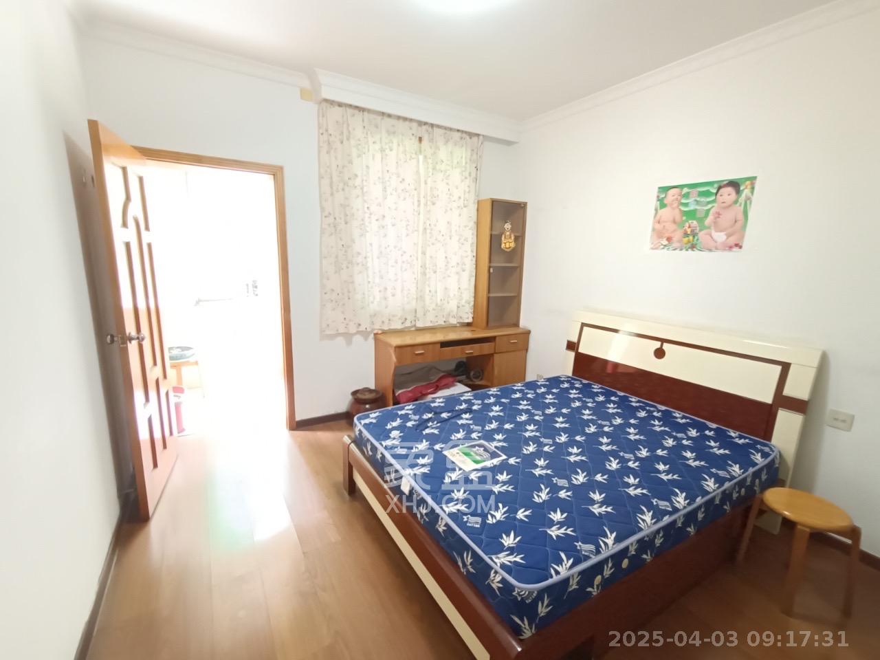 中南汽车世界  2室2厅1卫   1200.00元/月室内图