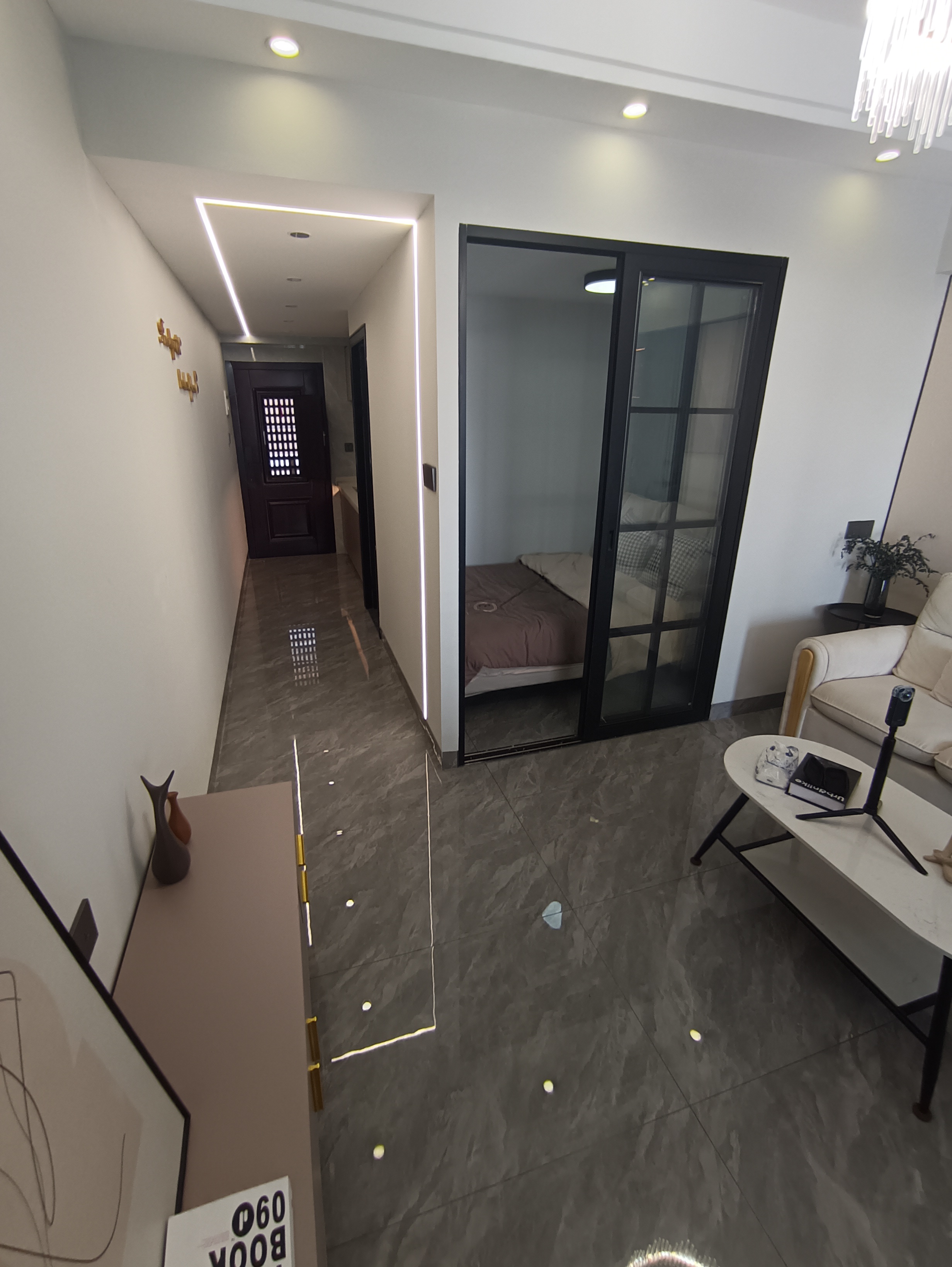 加州阳光 2室1厅1卫 59.0万 加州阳光 2室1厅1卫 59.0万客厅