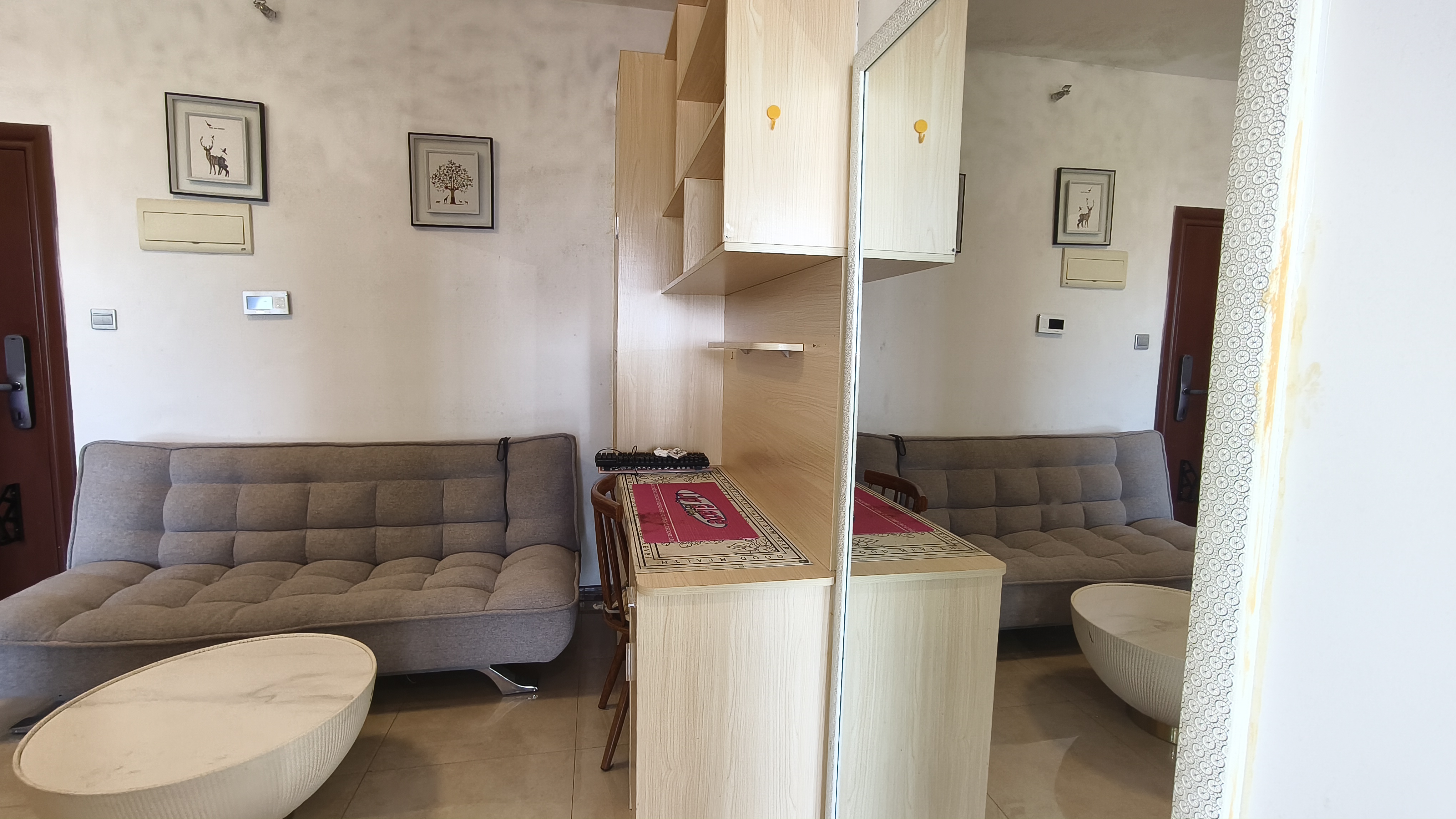 珠江愉景新城  1室1厅1卫   1200.00元/月室内图