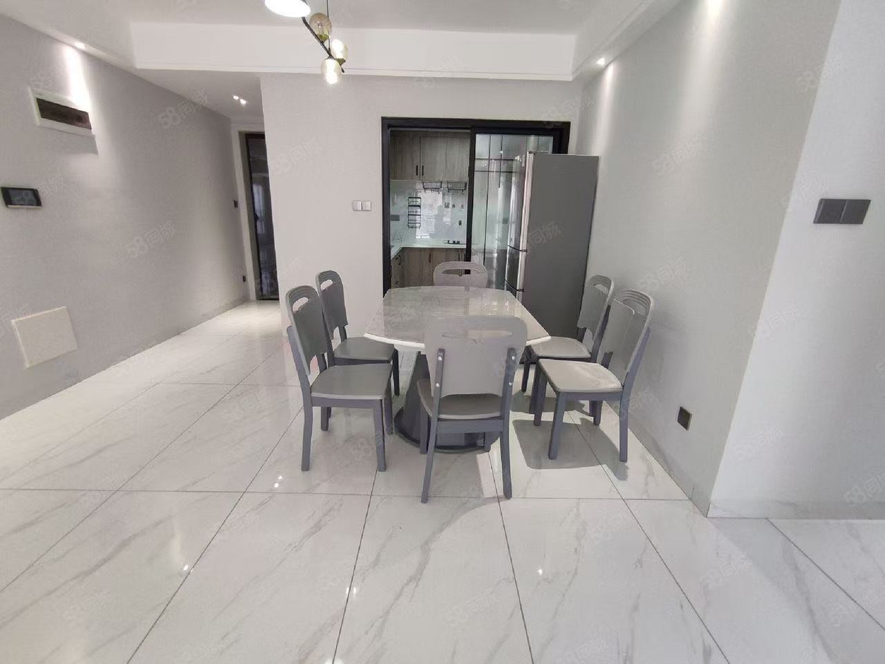 美的梧桐庄园 3室2厅2卫 2800.0元/月 美的梧桐庄园 3室2厅2卫 2800.0元/月室内图