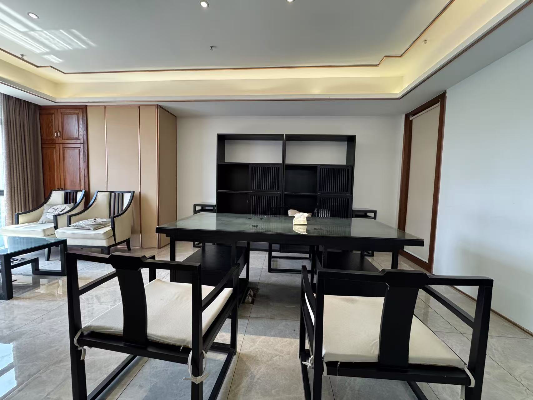 融冠亲城50写字楼 4室1厅0卫 8500.0元/月 融冠亲城50写字楼 4室1厅0卫 8500.0元/月室内图