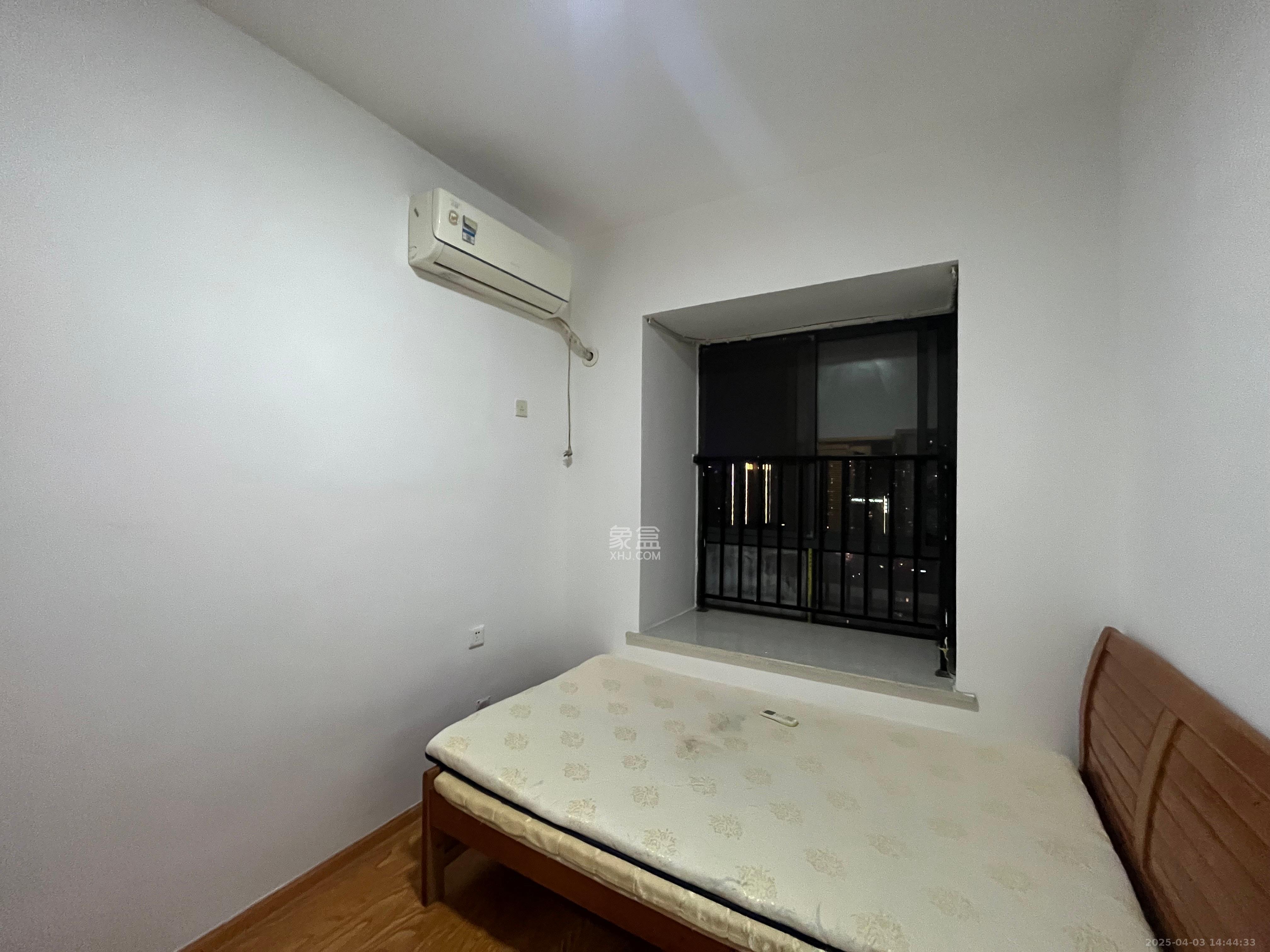 凯姆国际 2室2厅1卫 1800.0元/月 凯姆国际 2室2厅1卫 1800.0元/月室内图