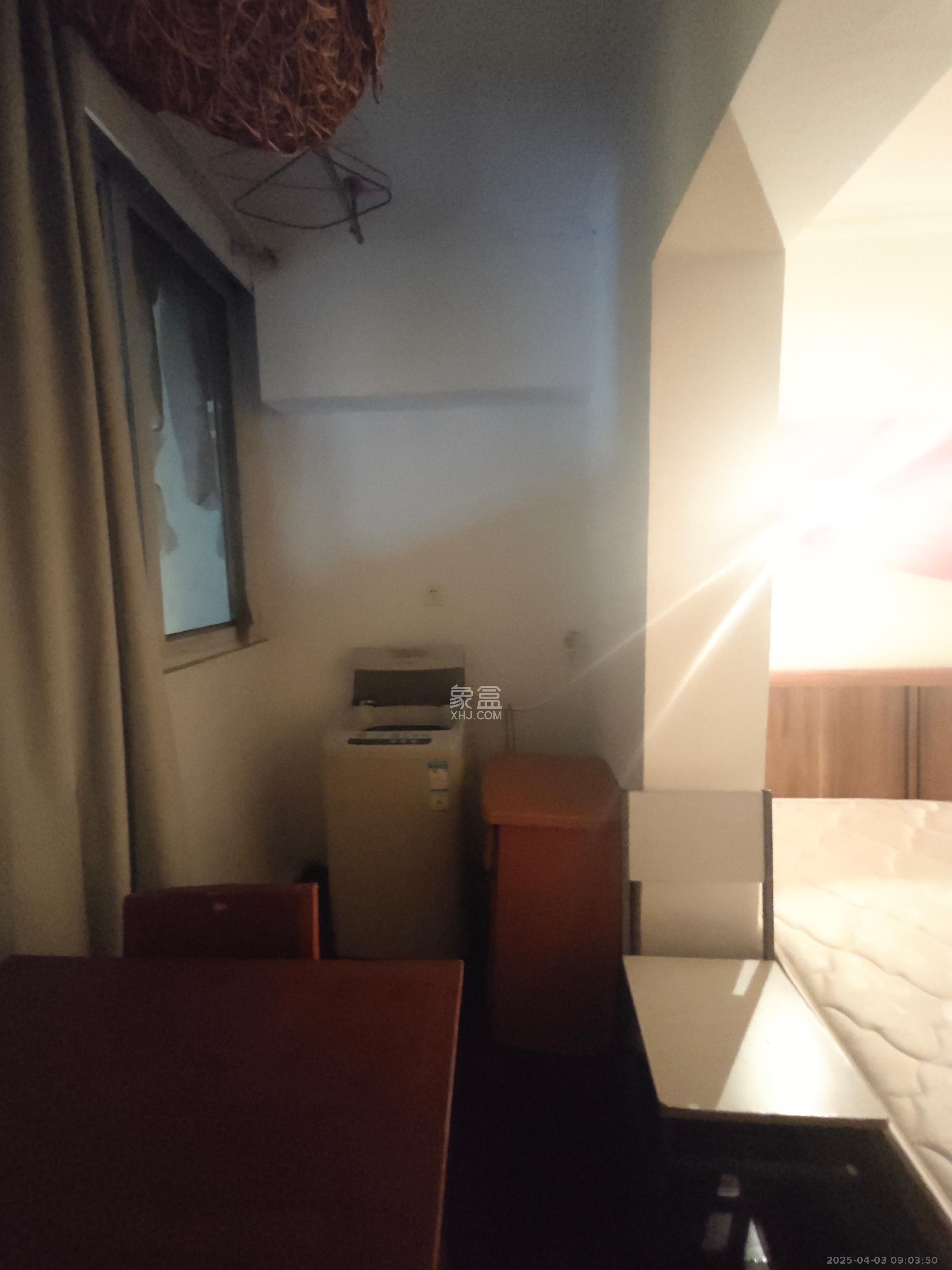 2076至高点 0室1厅1卫 1100.0元/月 2076至高点 0室1厅1卫 1100.0元/月室内图