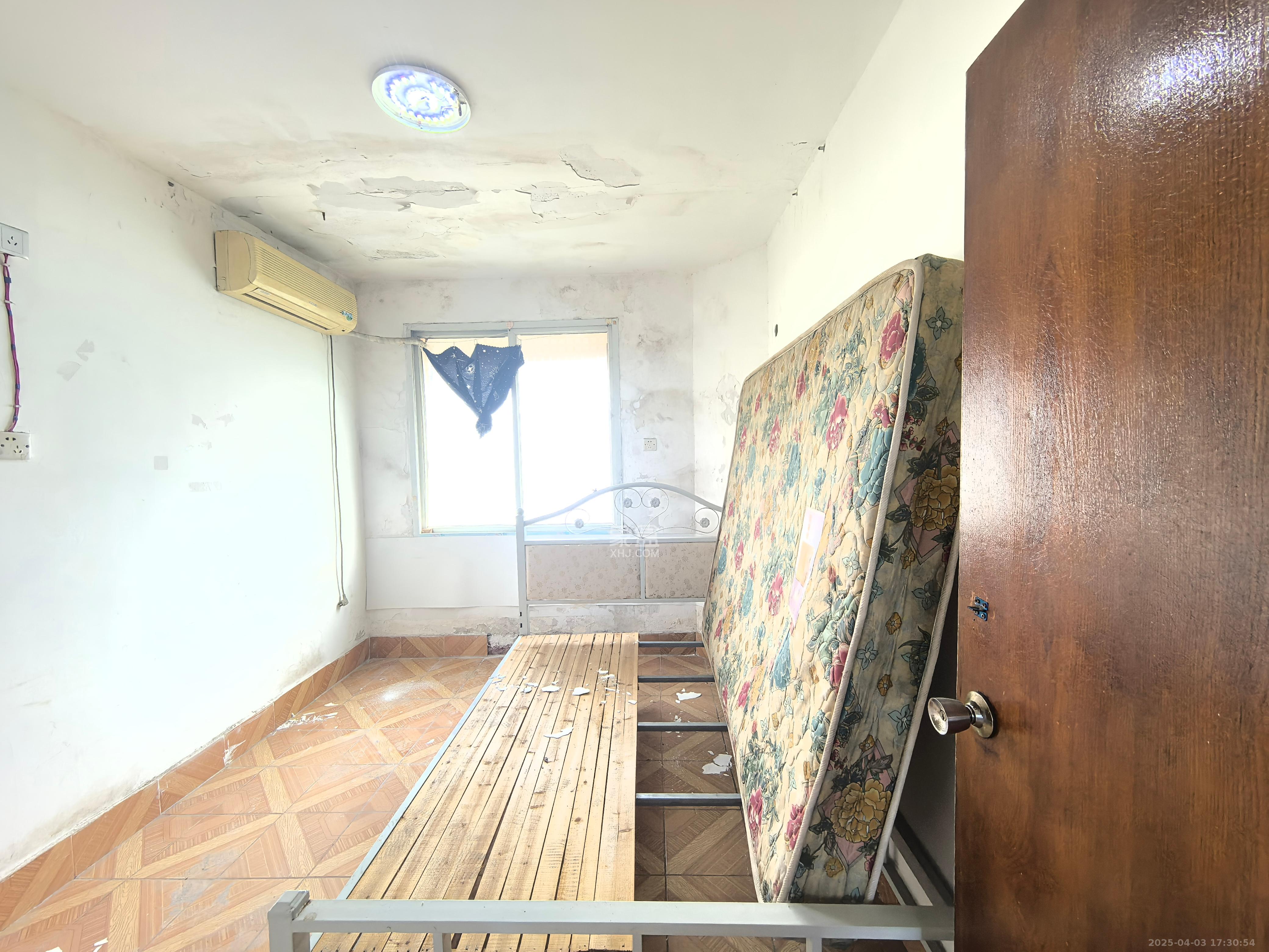 丽臣小区 2室1厅1卫 1800.0元/月 丽臣小区 2室1厅1卫 1800.0元/月室内图