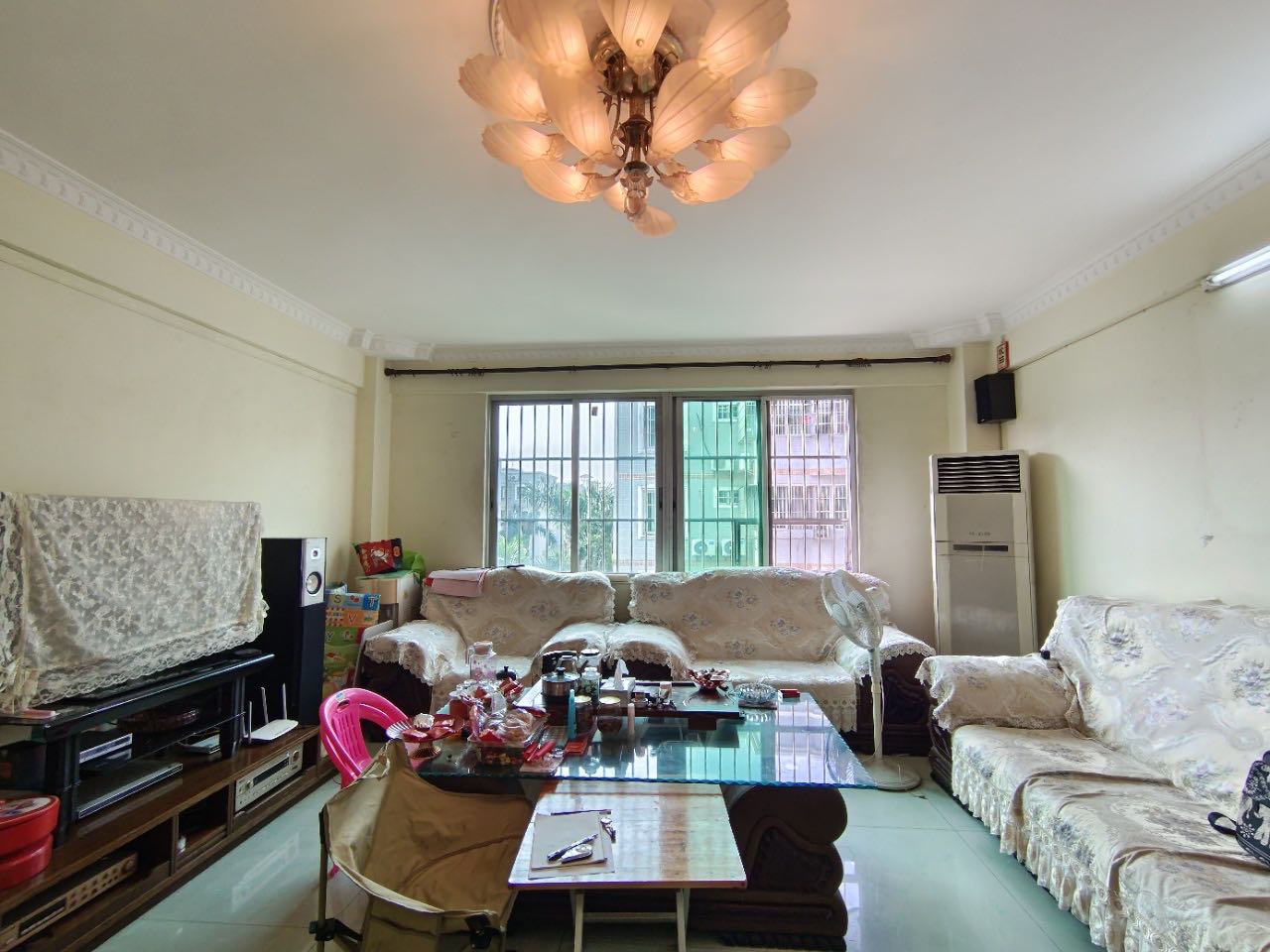 海湾怡园  4室2厅2卫    140.0万 海湾怡园  4室2厅2卫    140.0万室内图