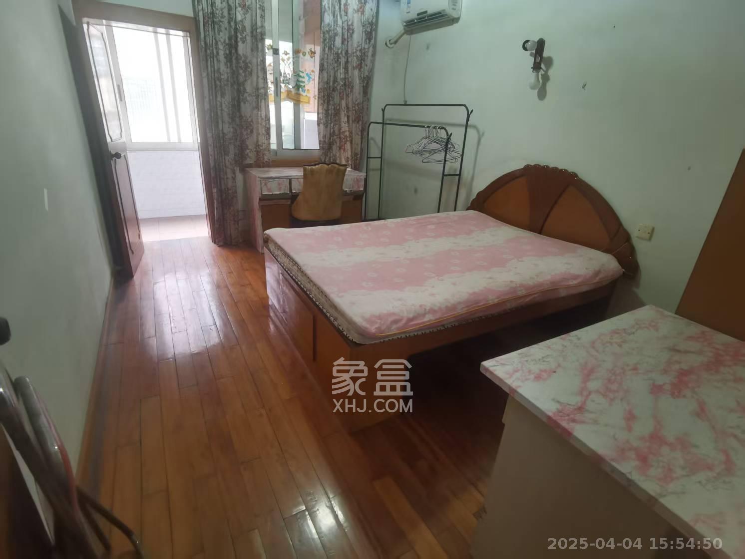 省建材院宿舍  3室1廳1衛(wèi)   2200.00元/月室內(nèi)圖