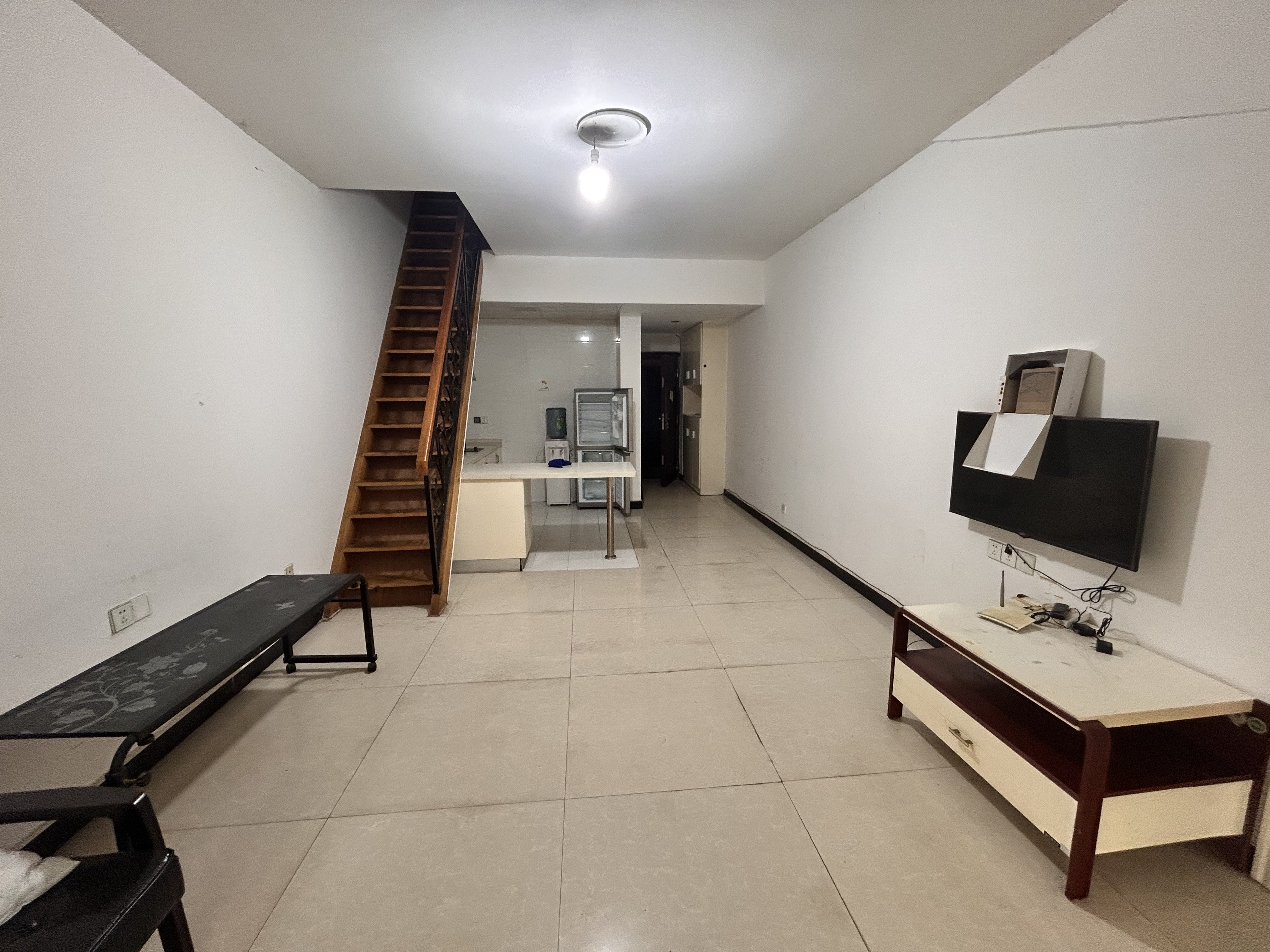 维港十字街 1室1厅1卫 1200.0元/月 维港十字街 1室1厅1卫 1200.0元/月室内图