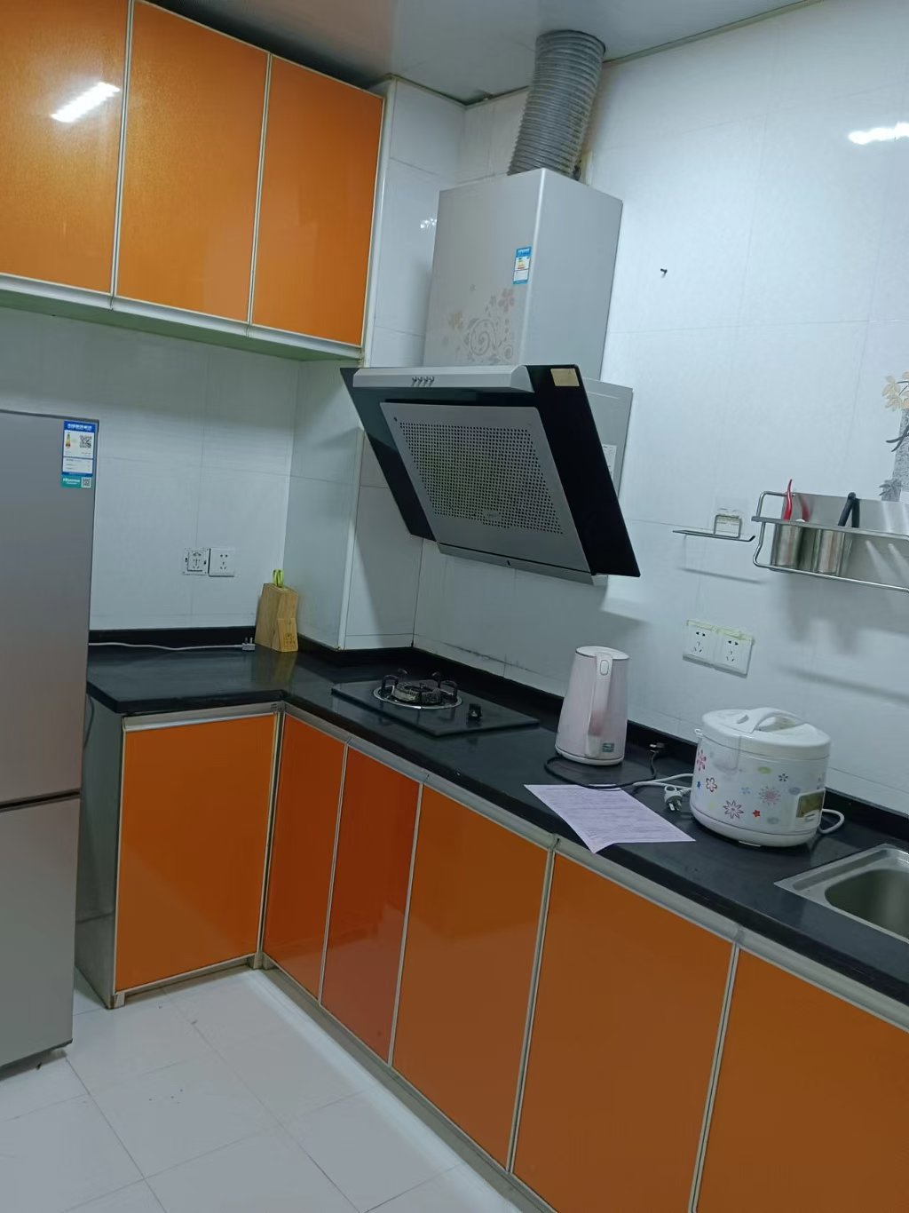 进步亚泰 2室1厅1卫 1500.0元/月 进步亚泰 2室1厅1卫 1500.0元/月室内图