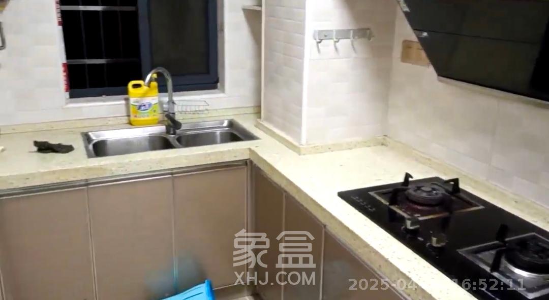 和康园小区  2室2厅1卫   1800.00元/月室内图
