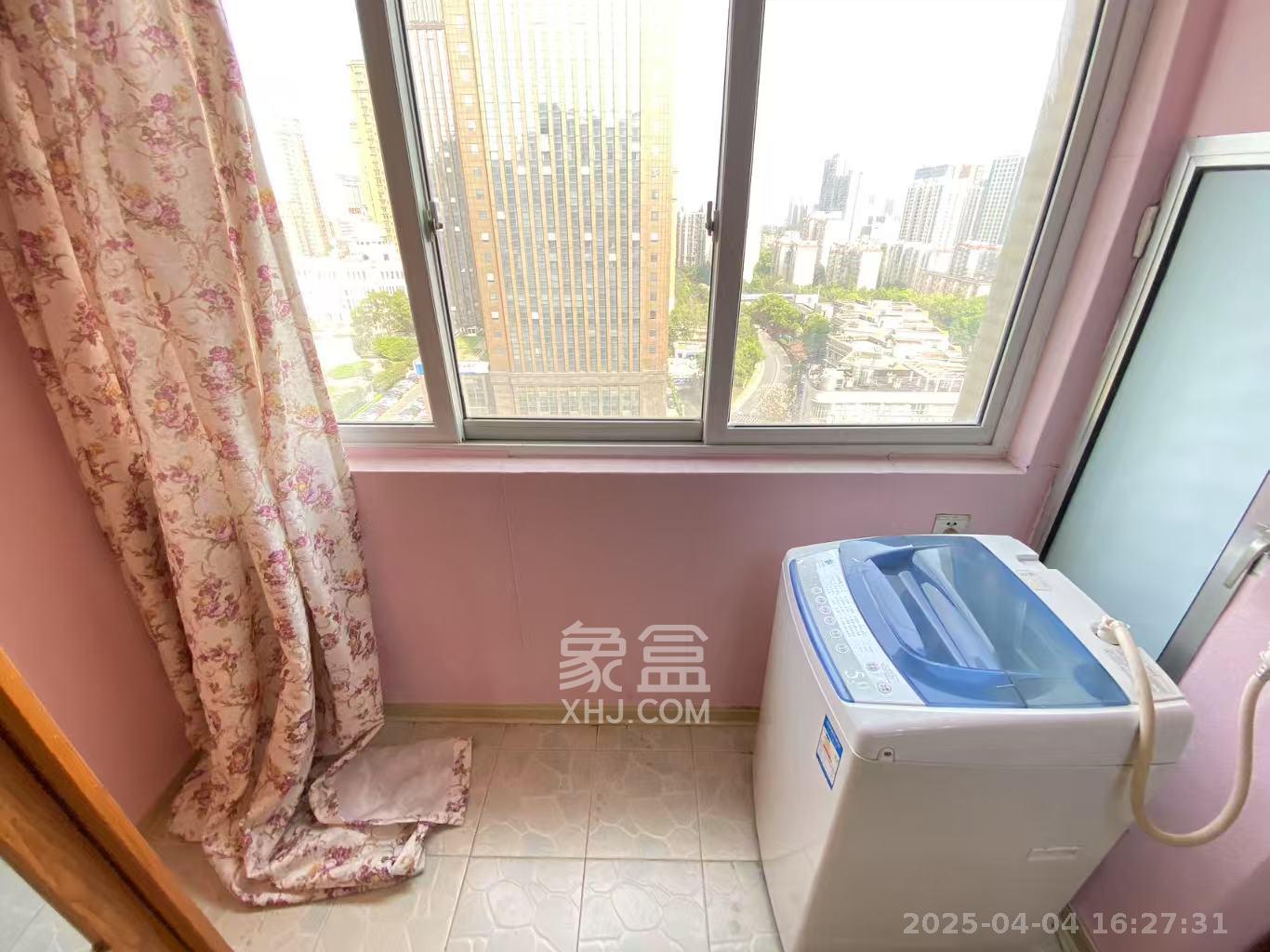 巧克力空间（建鸿达现代大厦）  1室1厅1卫   1300.00元/月室内图