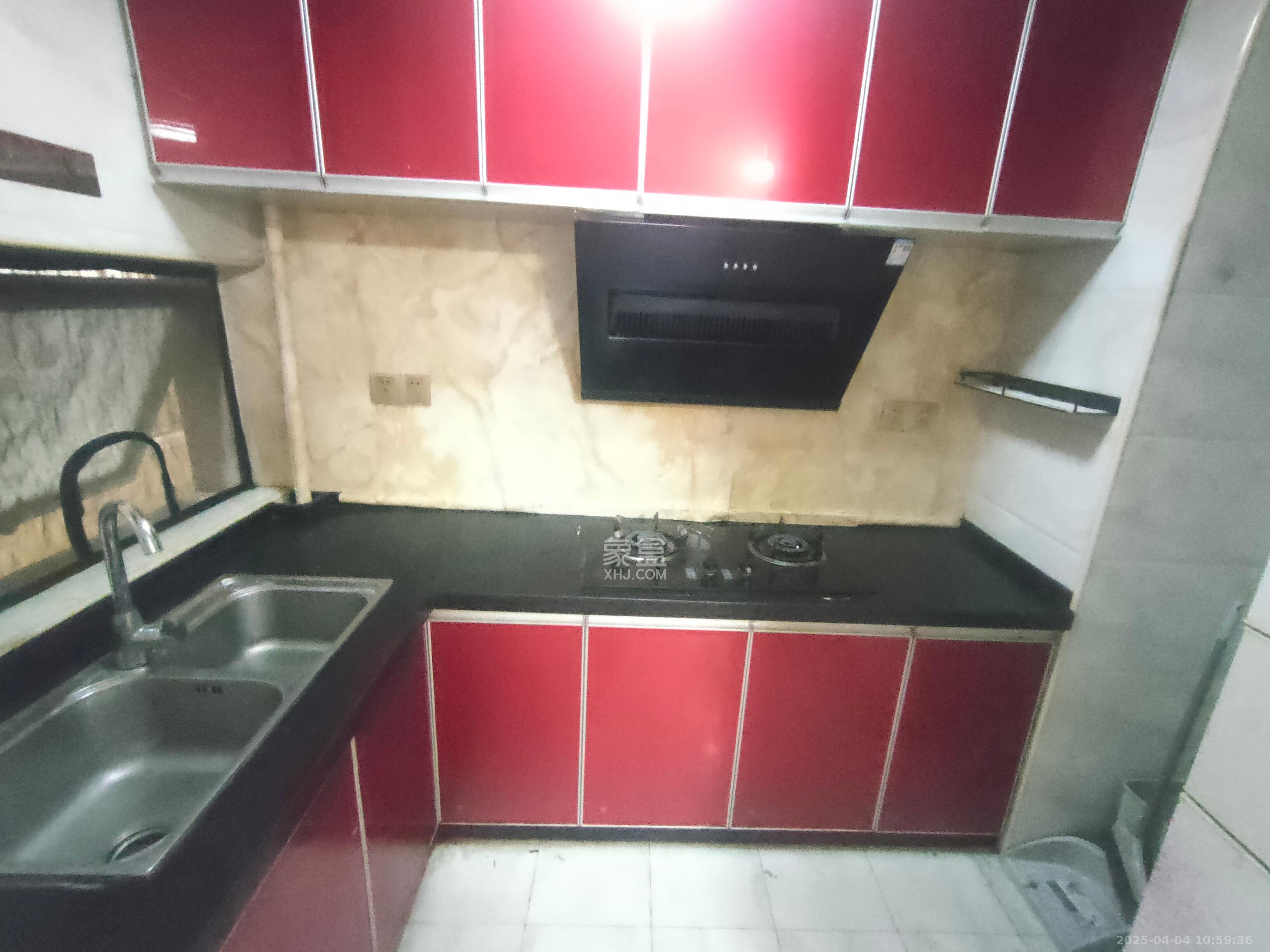 兰亭都荟（璟峰苑）  3室2厅1卫   2800.00元/月室内图