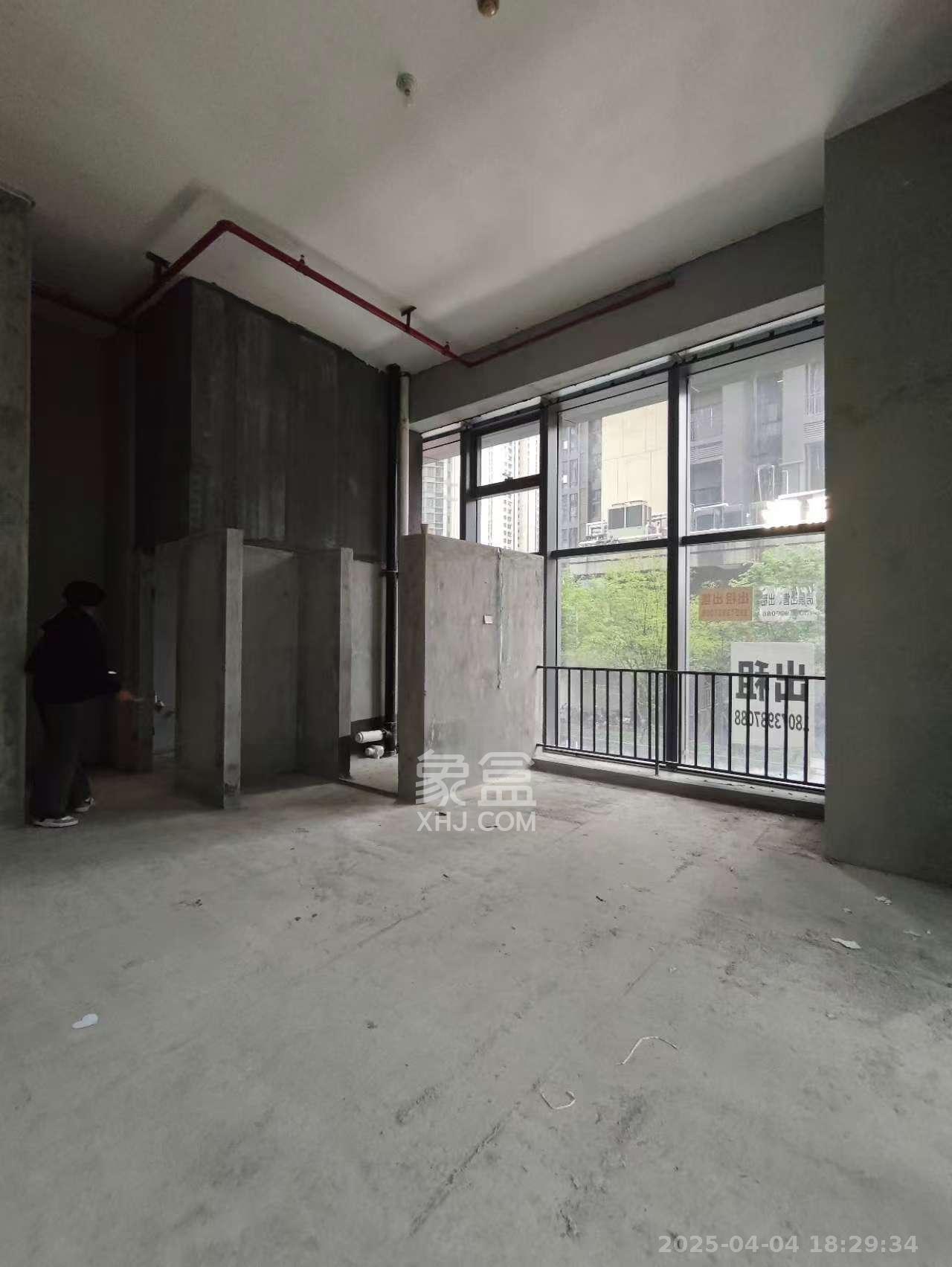 卓越中寰   62.98㎡     3400.00元/月室内图