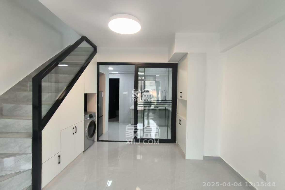 君悦新天地  2室1厅1卫    2500.0元/月 君悦新天地  2室1厅1卫    2500.0元/月室内图