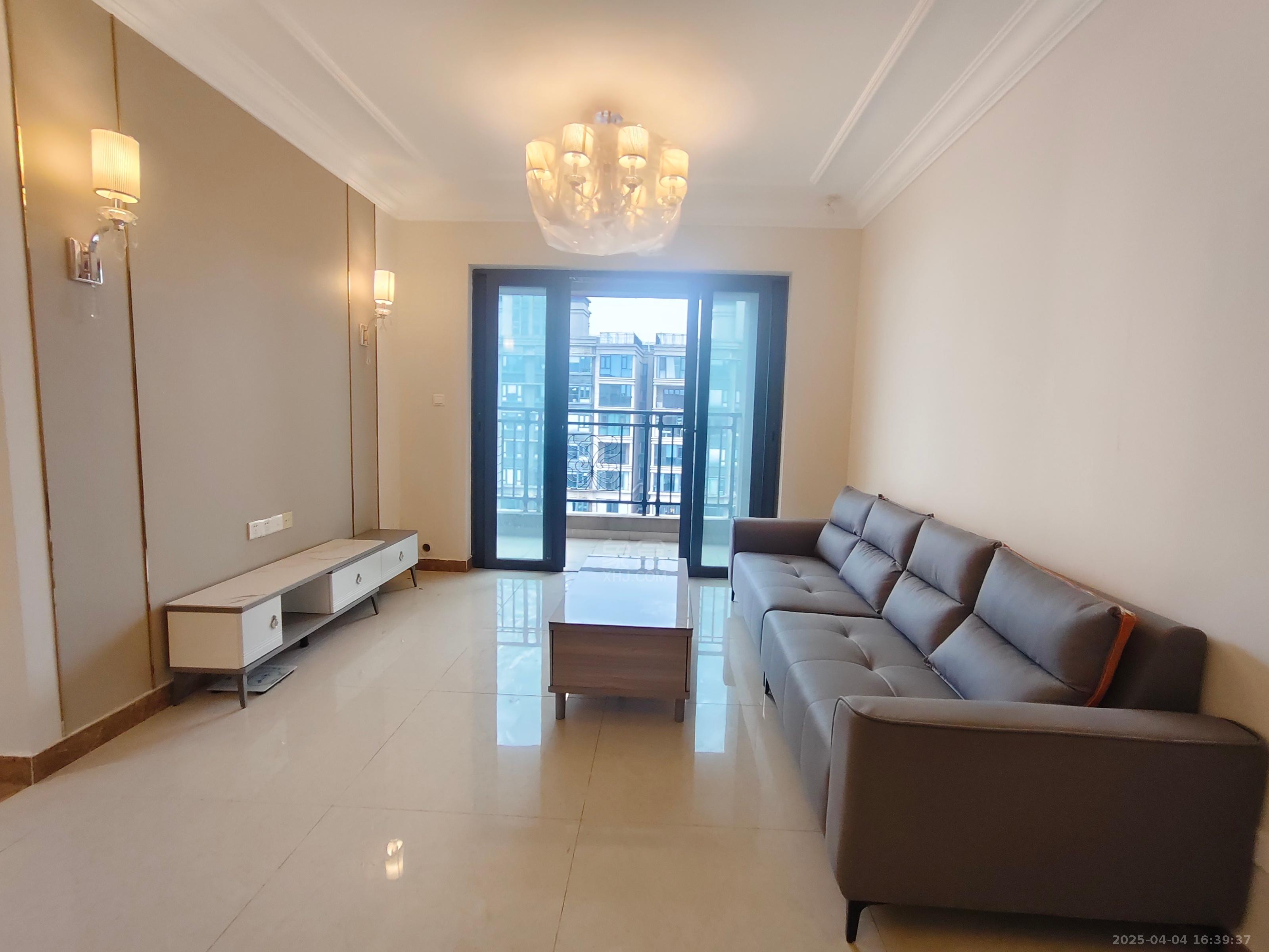 恒大林溪郡 3室2厅1卫 1600.0元/月 恒大林溪郡 3室2厅1卫 1600.0元/月室内图