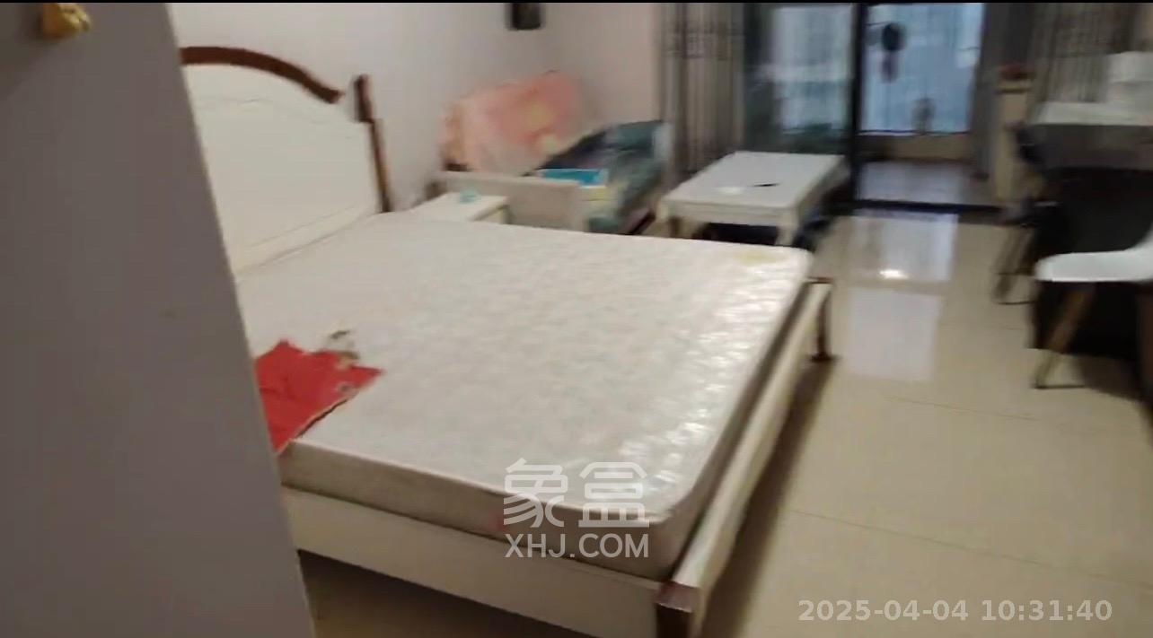 东塘瑞府  1室1厅1卫   1700.00元/月