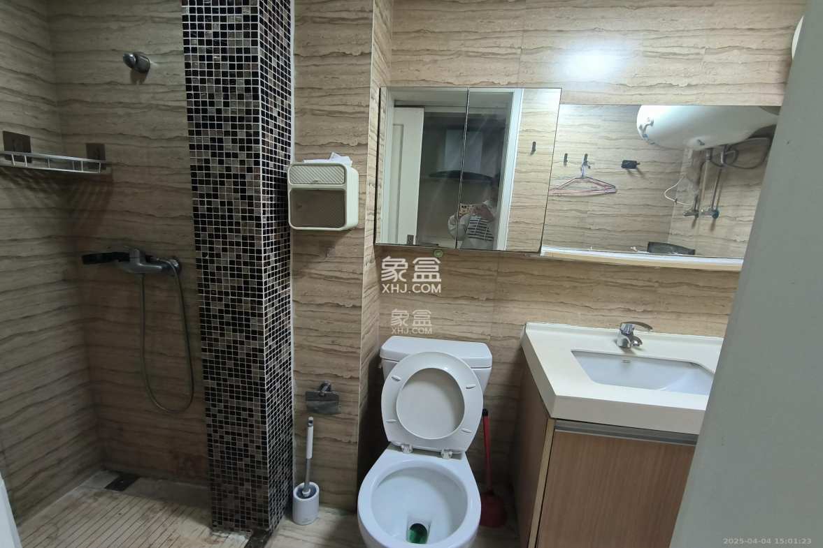 米兰春天  1室1厅1卫    1200.0元/月 米兰春天  1室1厅1卫    1200.0元/月室内图