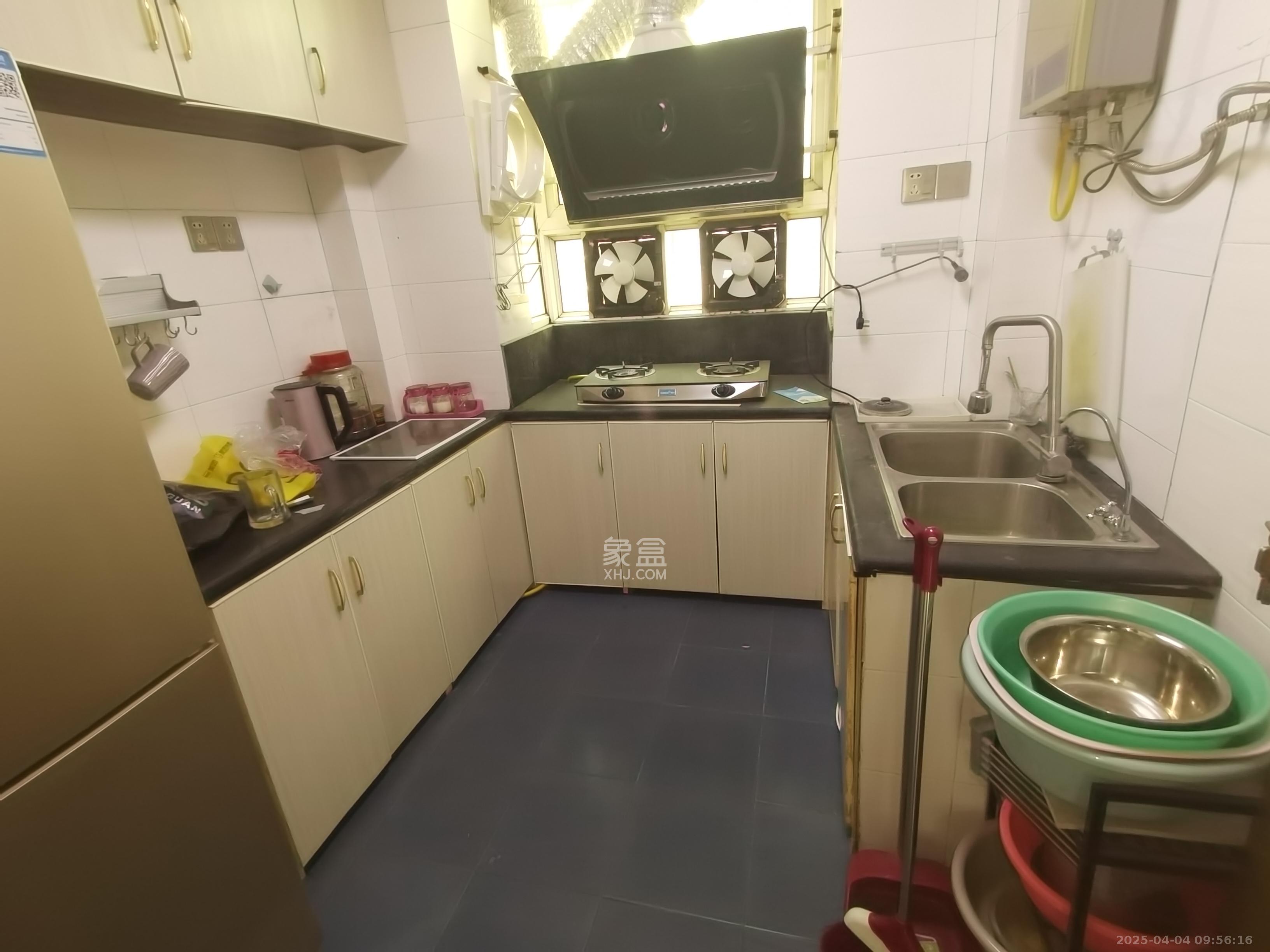 景芳苑  3室2厅1卫    1800.0元/月 景芳苑  3室2厅1卫    1800.0元/月室内图