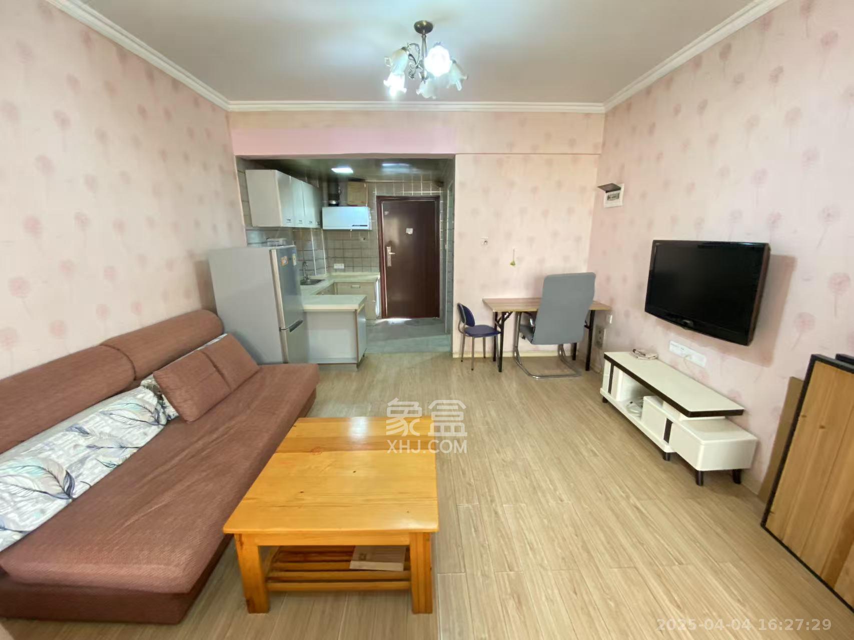 巧克力空间（建鸿达现代大厦）  1室1厅1卫   1300.00元/月室内图