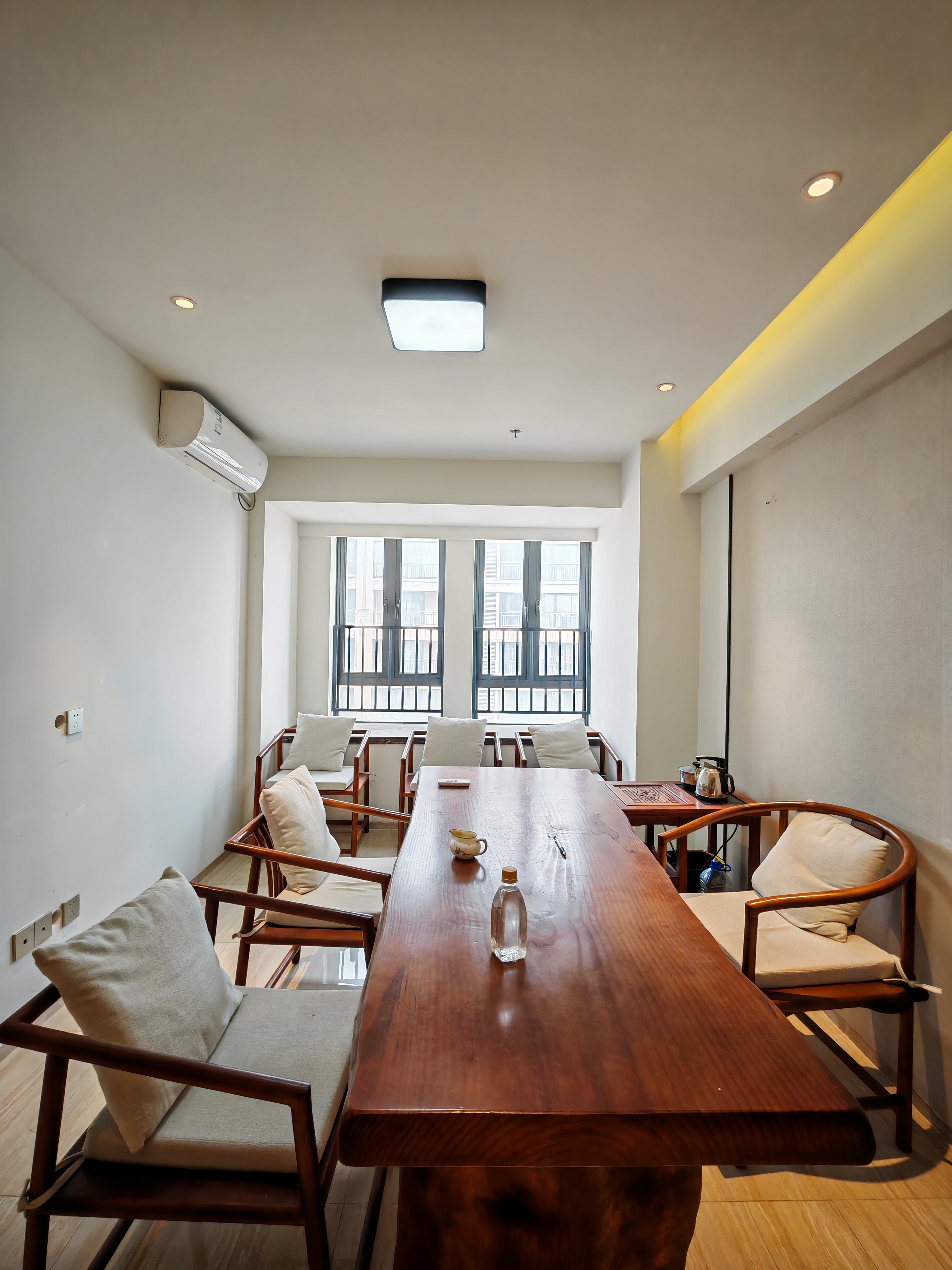 海航豪庭北苑 1室1厅1卫 2800.0元/月 海航豪庭北苑 1室1厅1卫 2800.0元/月室内图