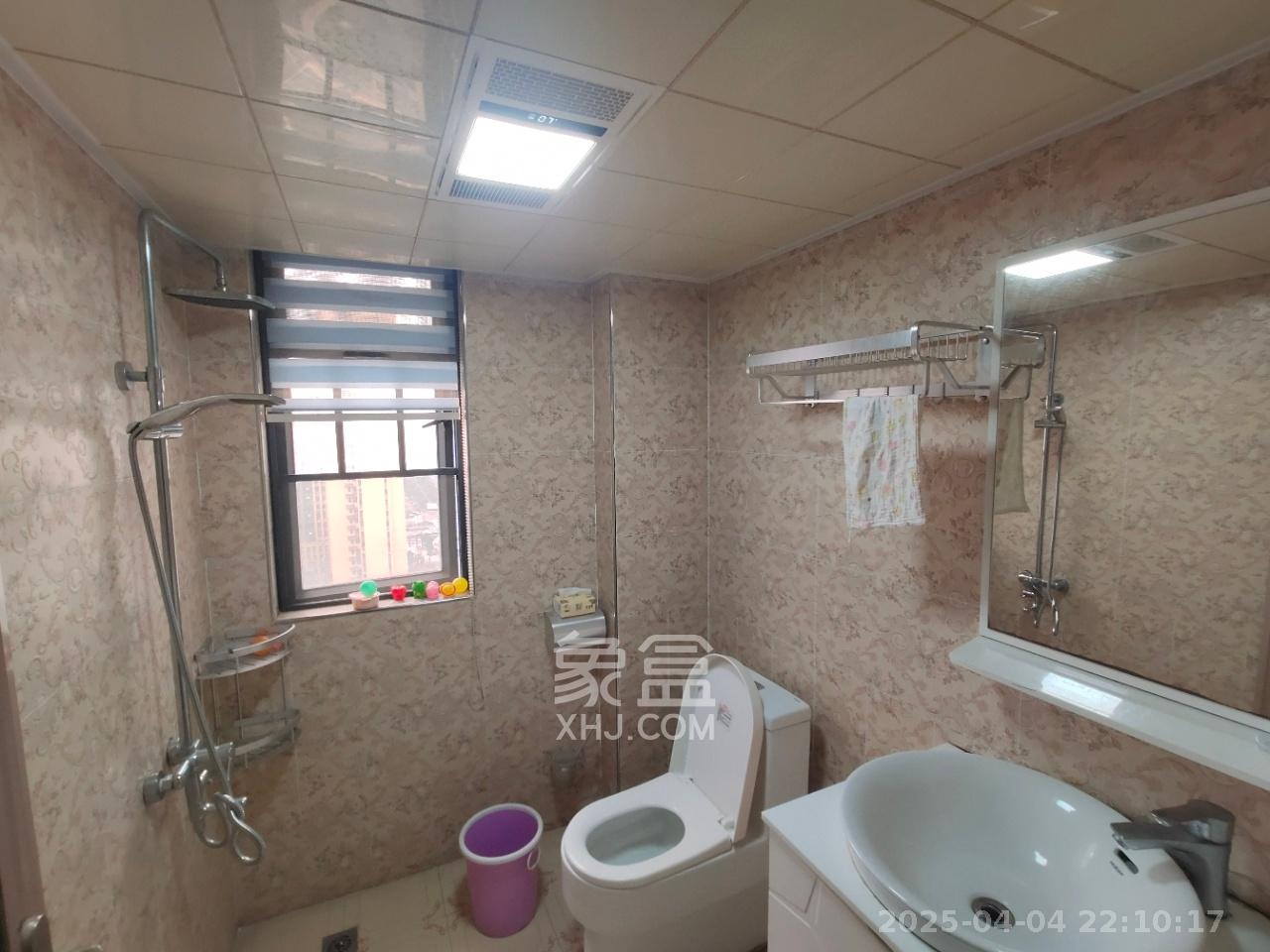 深业睿城  3室2厅2卫   2800.00元/月室内图