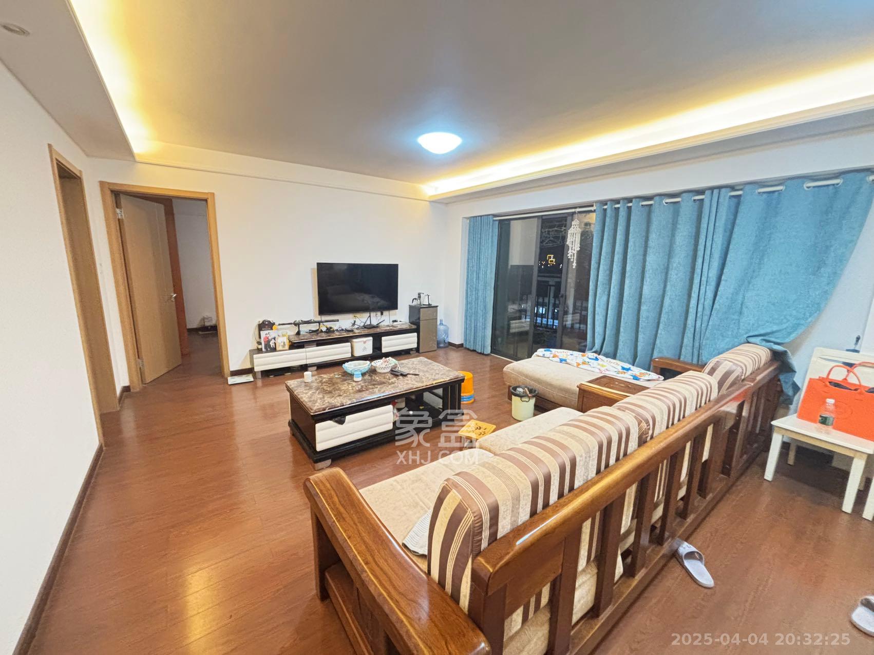 万科魅力之城非凡里 3室2厅2卫 2600.0元/月 万科魅力之城非凡里 3室2厅2卫 2600.0元/月室内图