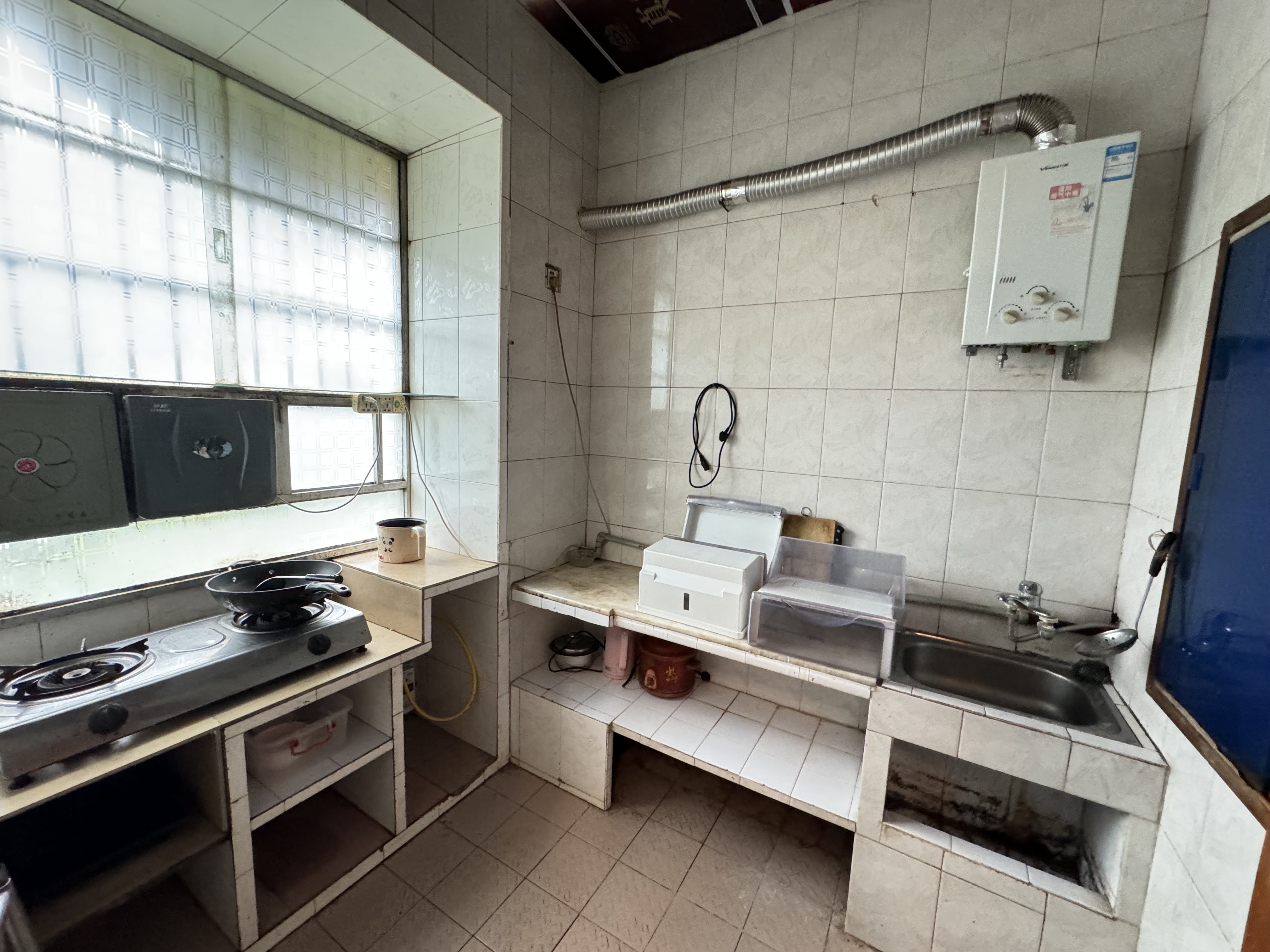 白沙洲散盘 2室2厅1卫 700.0元/月 白沙洲散盘 2室2厅1卫 700.0元/月室内图